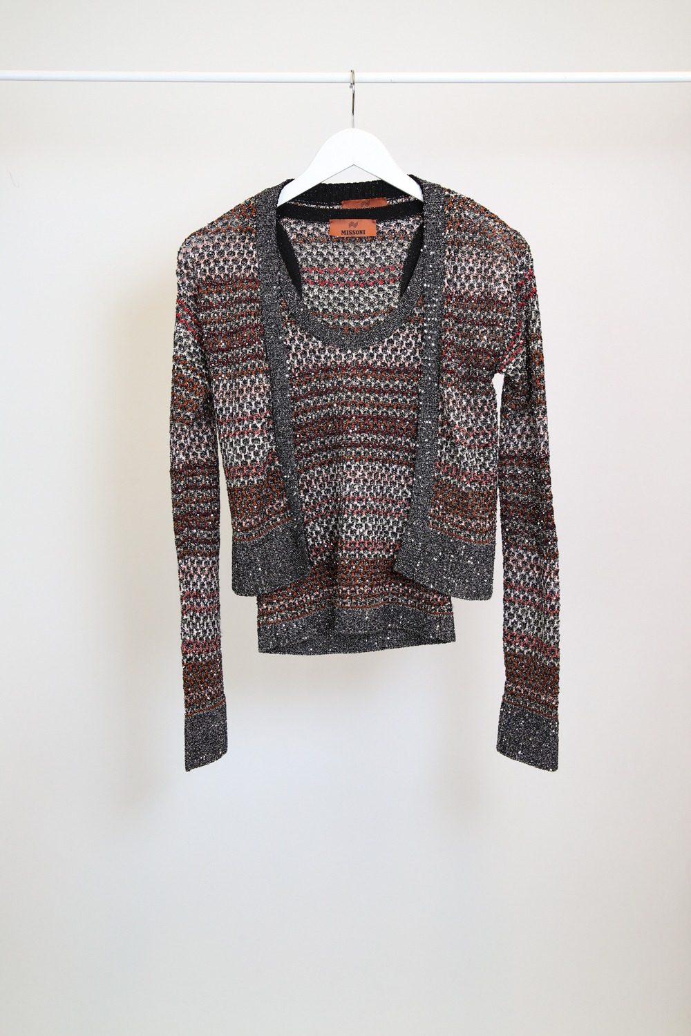 Thumbnail of http://Missoni%20Twinset%20mit%20Top%20und%20Strickjacke