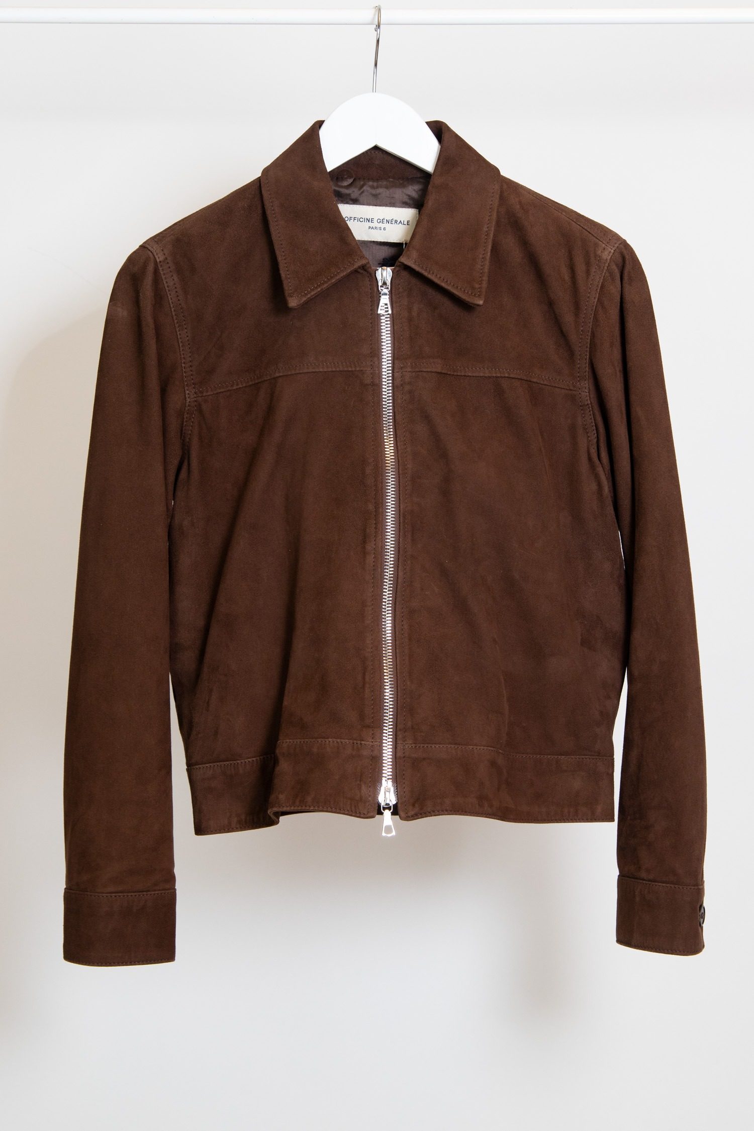 Thumbnail of http://Officine%20Générale%20Jasmine%20Velours%20Blouson%20in%20Braun