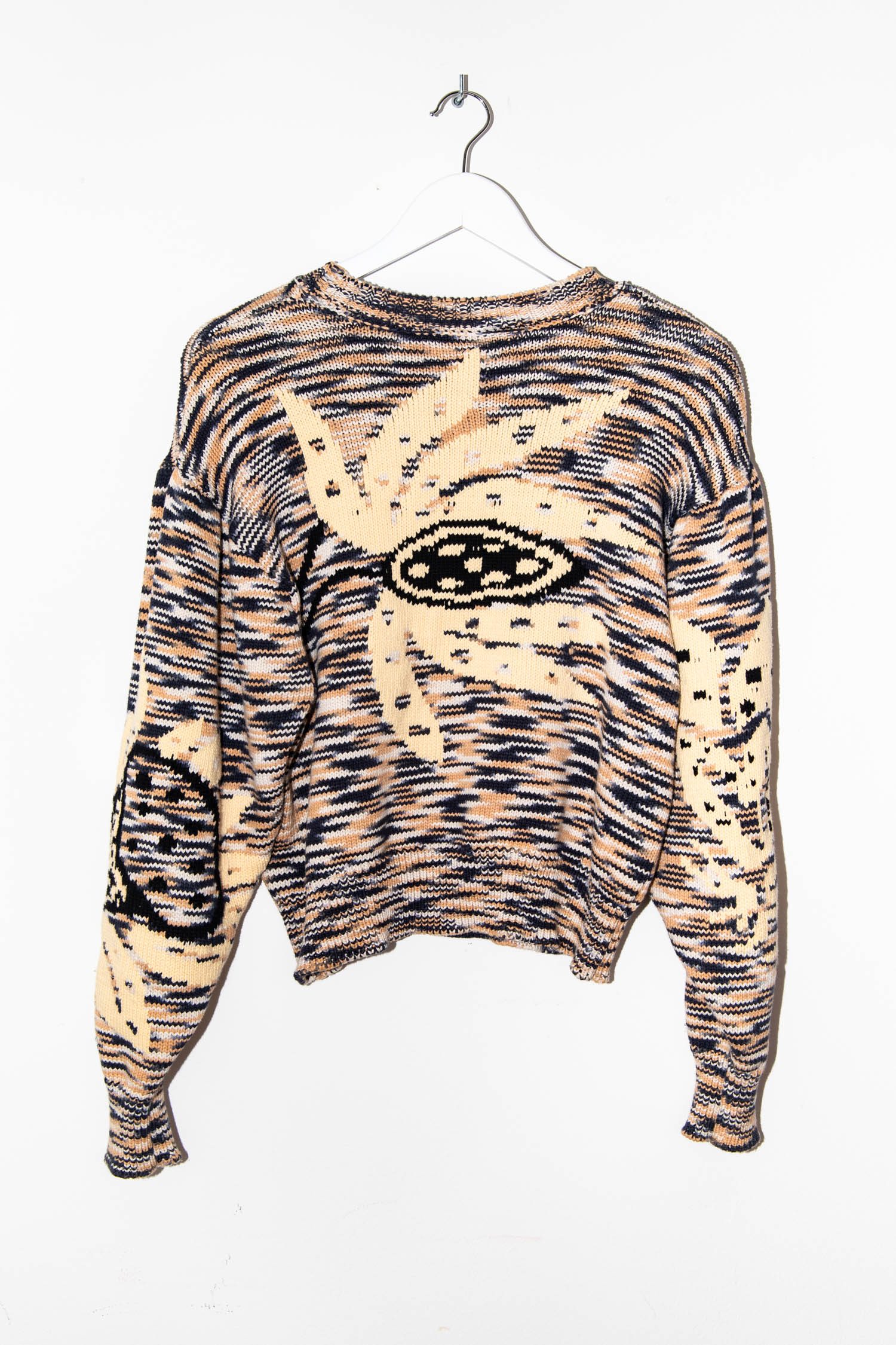Thumbnail of http://Ulla%20Johnson%20Strickpullover%20mit%20Blumenmotiv