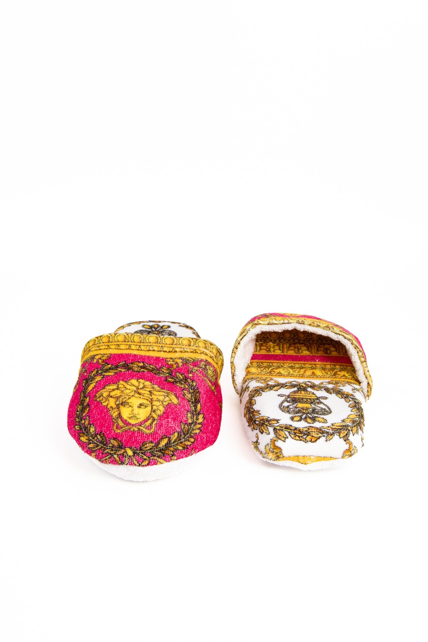 Thumbnail of http://Versace%20Hausschuhe%20in%20Pink%20und%20Gold