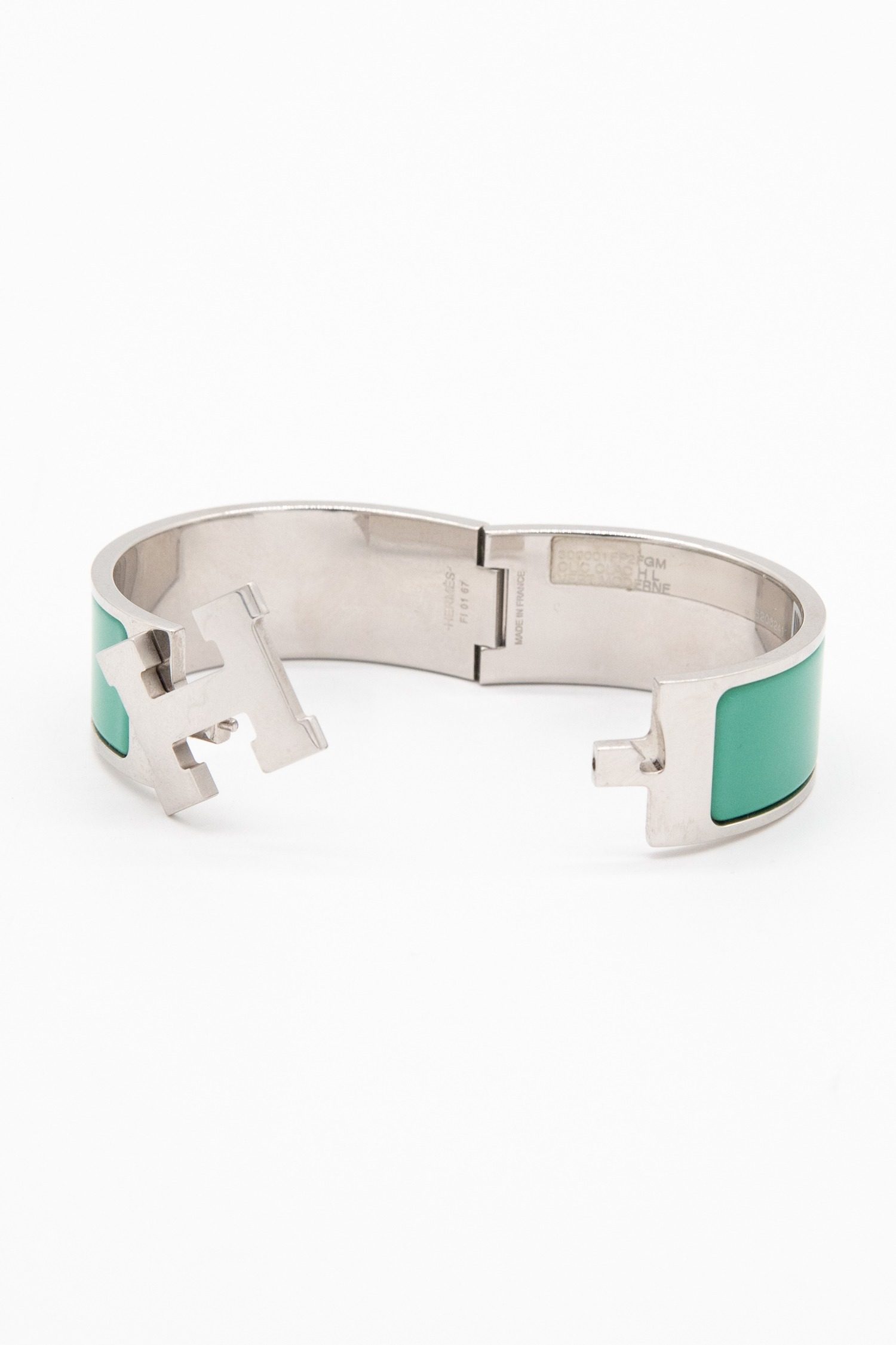 Thumbnail of http://Hermès%20Clic%20Clac%20H%20Armband%20in%20Grün%20und%20Silber