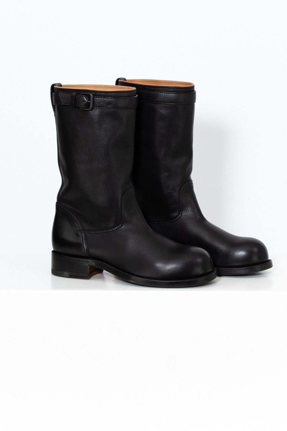 Thumbnail of http://Bottega%20Veneta%20Stiefel%20in%20Schwarz