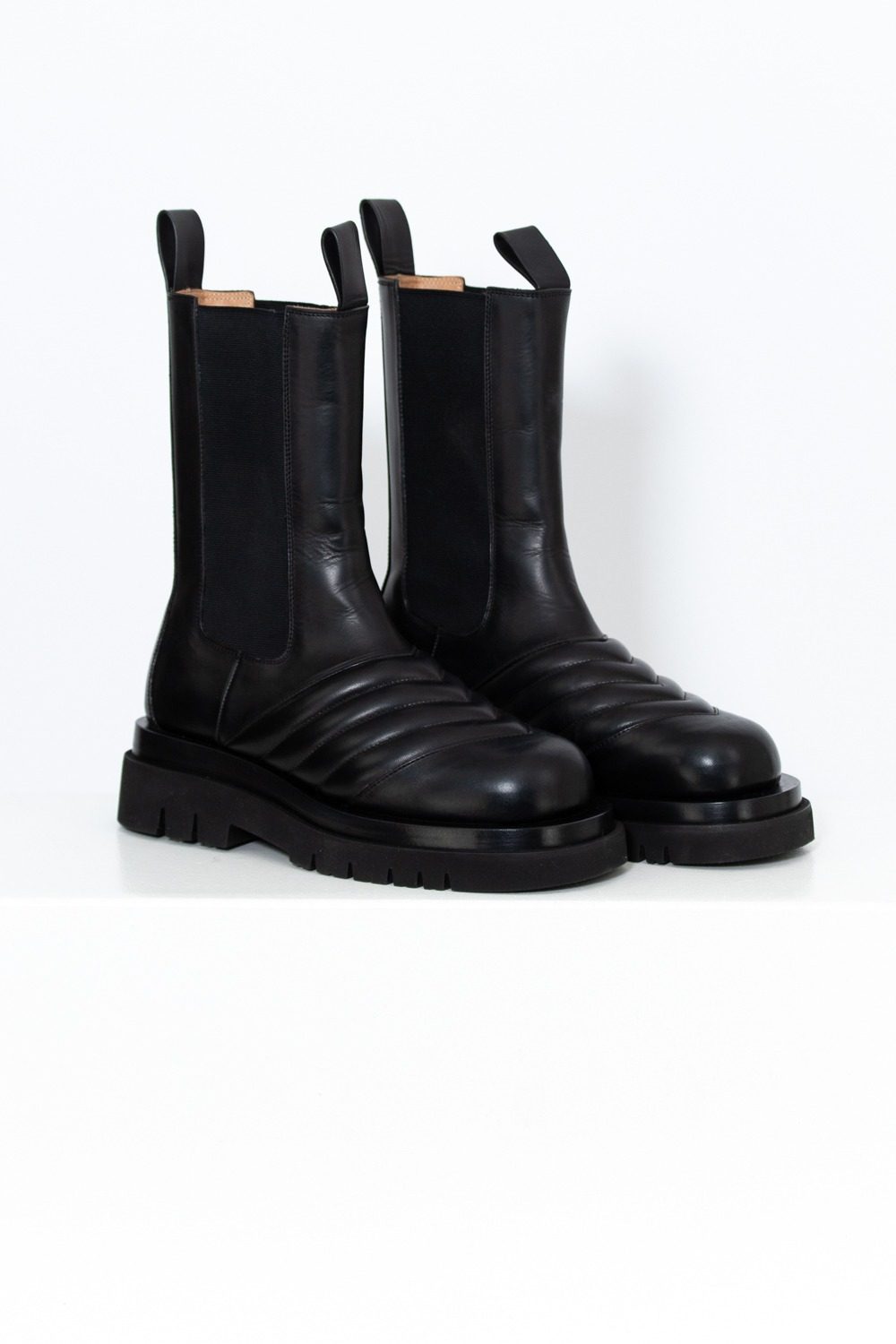 Thumbnail of http://Bottega%20Veneta%20Storm%20Boots%20in%20Schwarz