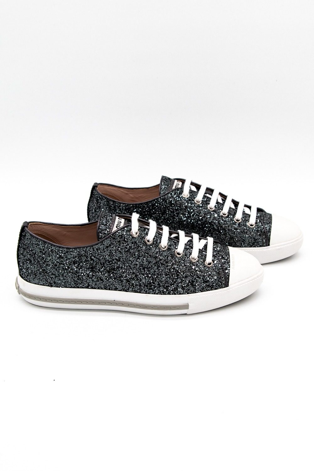 Thumbnail of http://Miu%20Miu%20Glitzer%20Sneaker%20in%20Schwarz