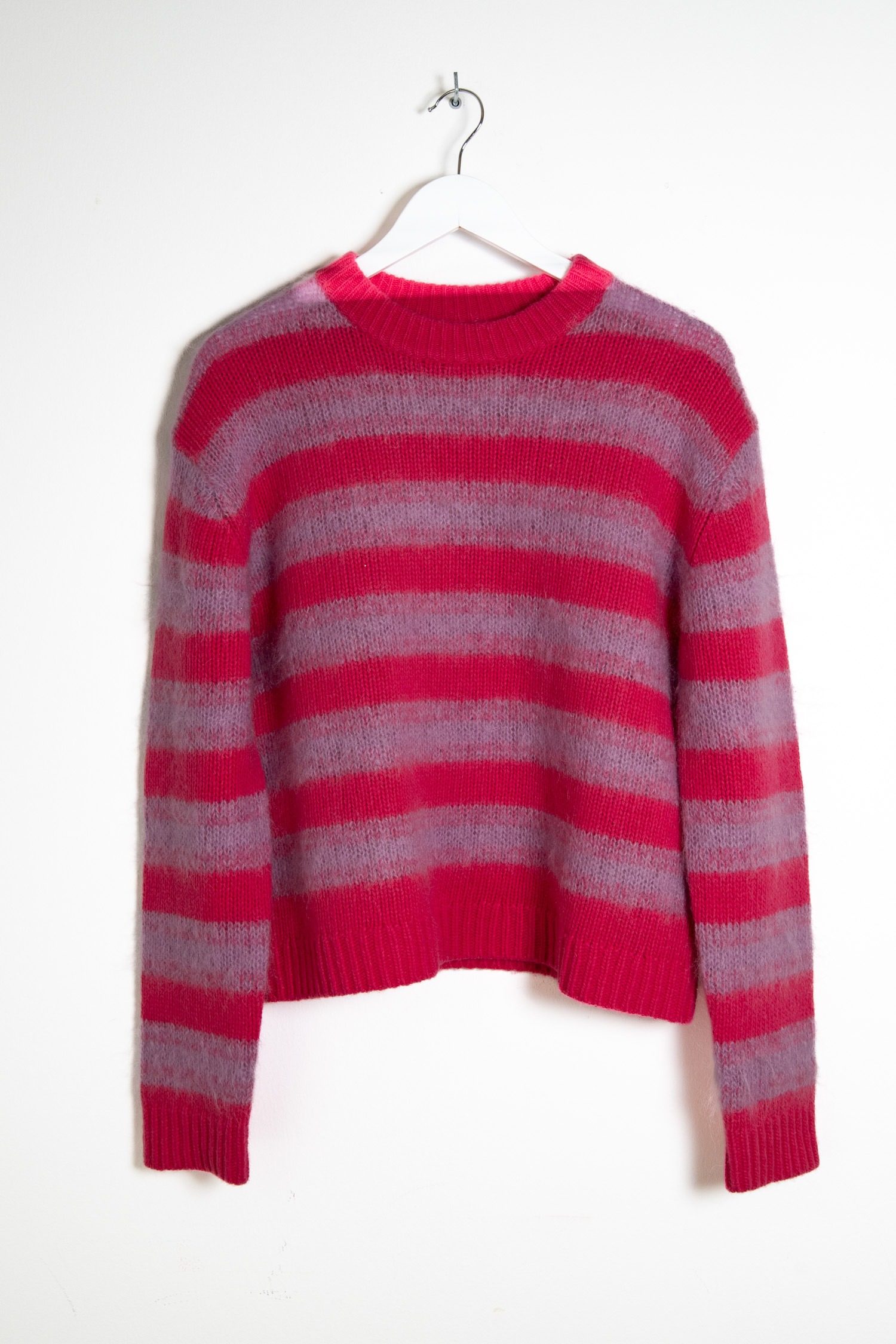 Thumbnail of http://Stella%20Nova%20Pullover%20mit%20Querstreifen%20in%20Lila%20und%20Pink