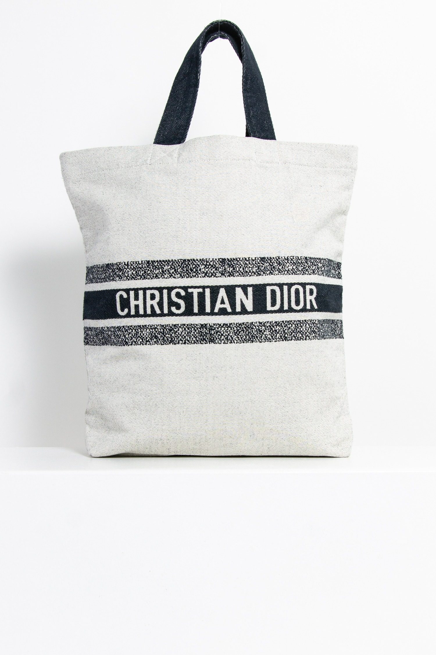 Thumbnail of http://Christian%20Dior%20Forever%202021%20Shopper