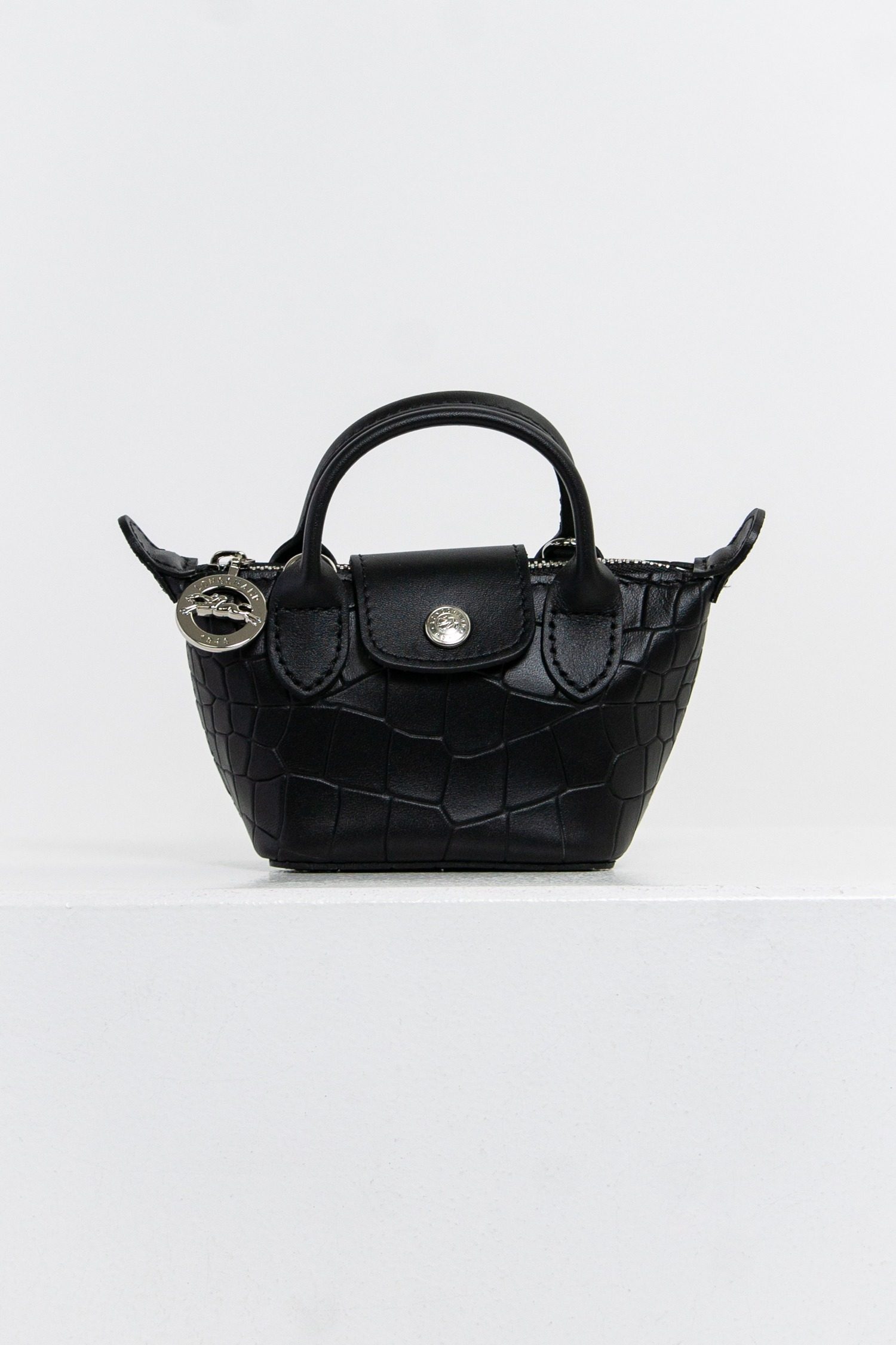 Thumbnail of http://Longchamp%20Le%20Pliage%20Minitasche%20in%20schwarz
