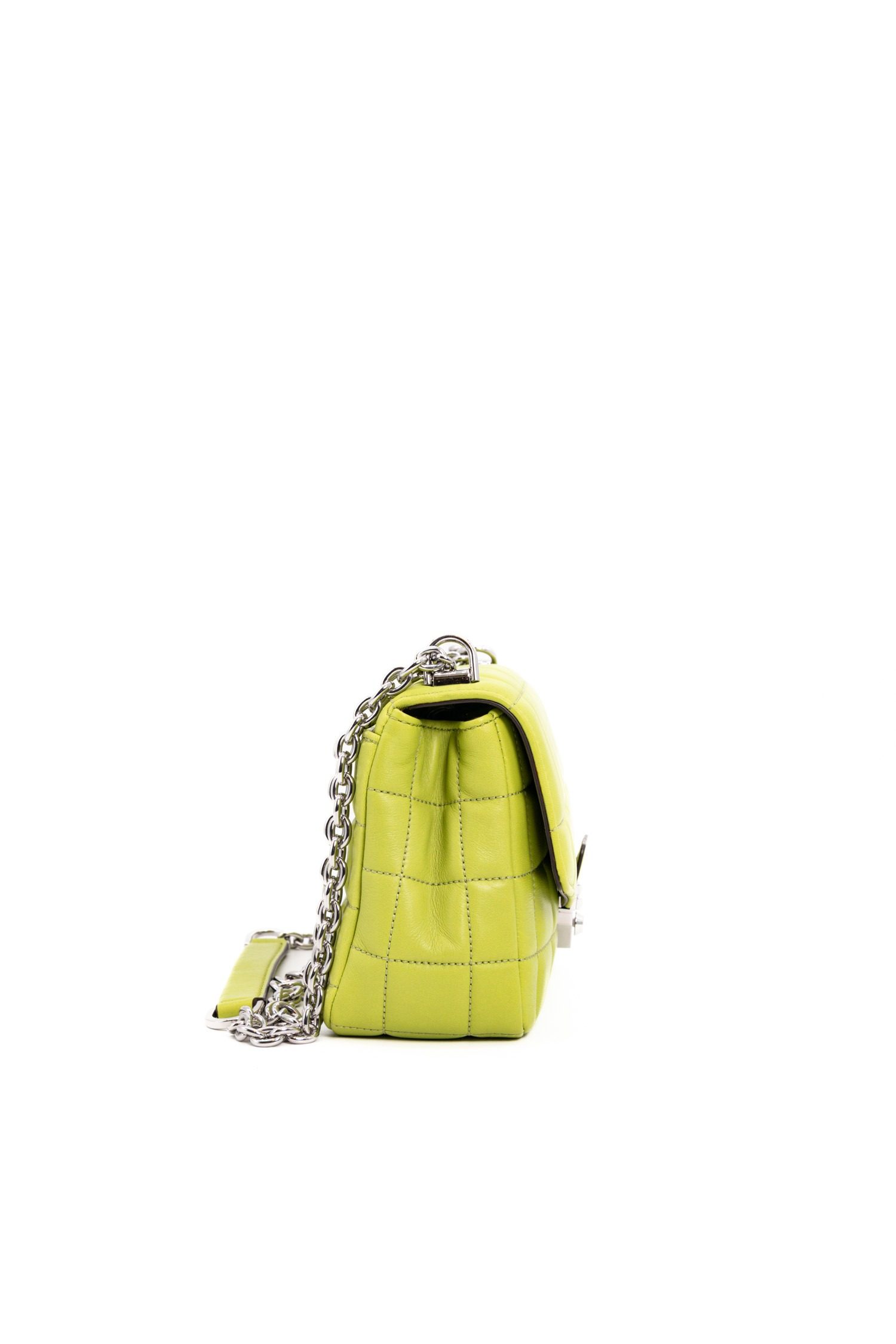 Thumbnail of http://Michael%20Kors%20Soho%20Large%20In%20Limettengrün