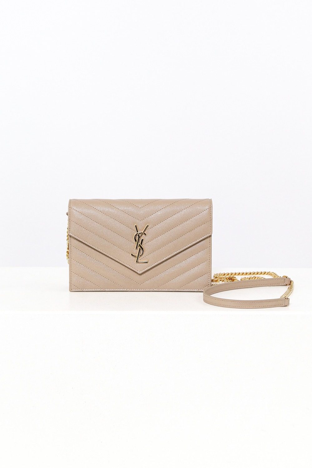 Thumbnail of http://Saint%20Laurent%20Cassandre%20Matelassé%20Wallet%20on%20Chain