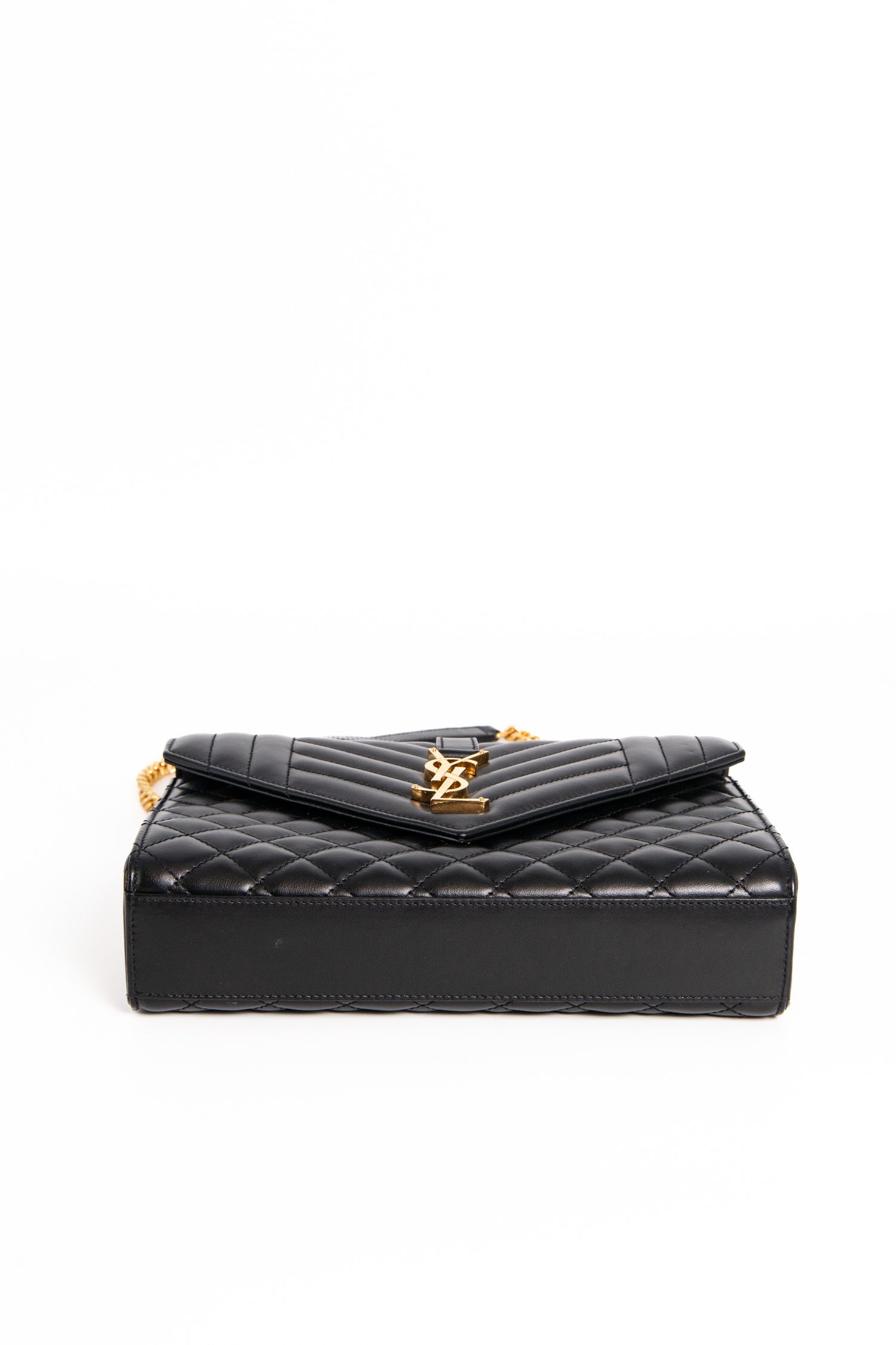 Saint Laurent mittelgroße "Envelope" Tasche in Schwarz