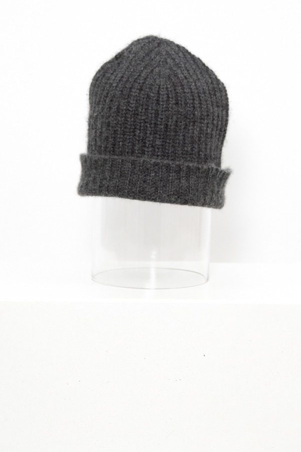 Thumbnail of http://WARM%20ME%20Strickmütze%20in%20Dunkelgrau