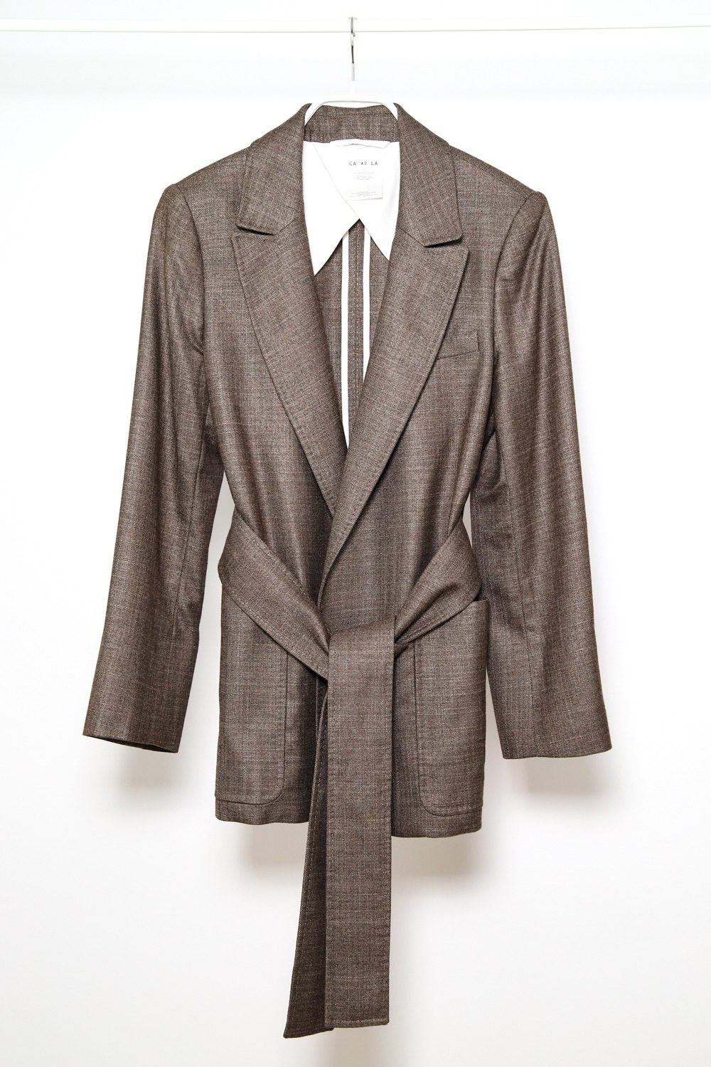 Thumbnail of http://Casasola%20Blazer%20zum%20Taillieren%20in%20Grau