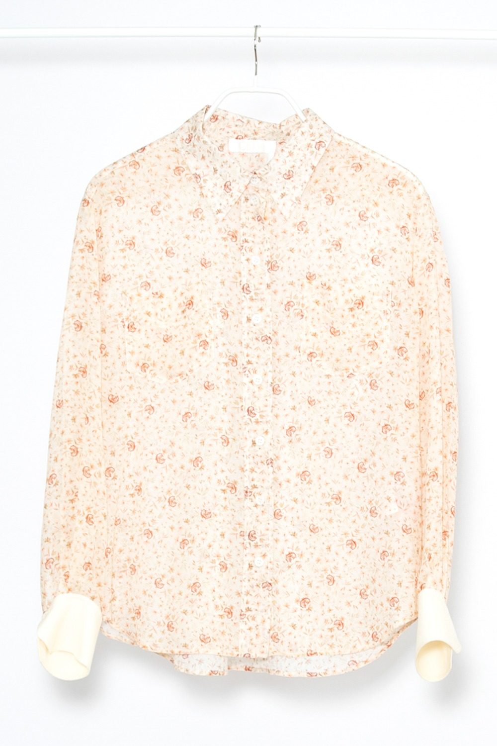 Thumbnail of http://Chloé%20Bluse%20in%20Puder%20gemustert