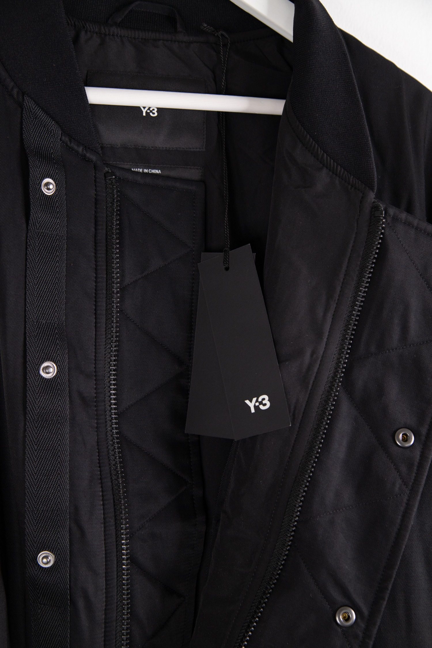 Thumbnail of http://Y-3%20Blouson%20in%20Schwarz