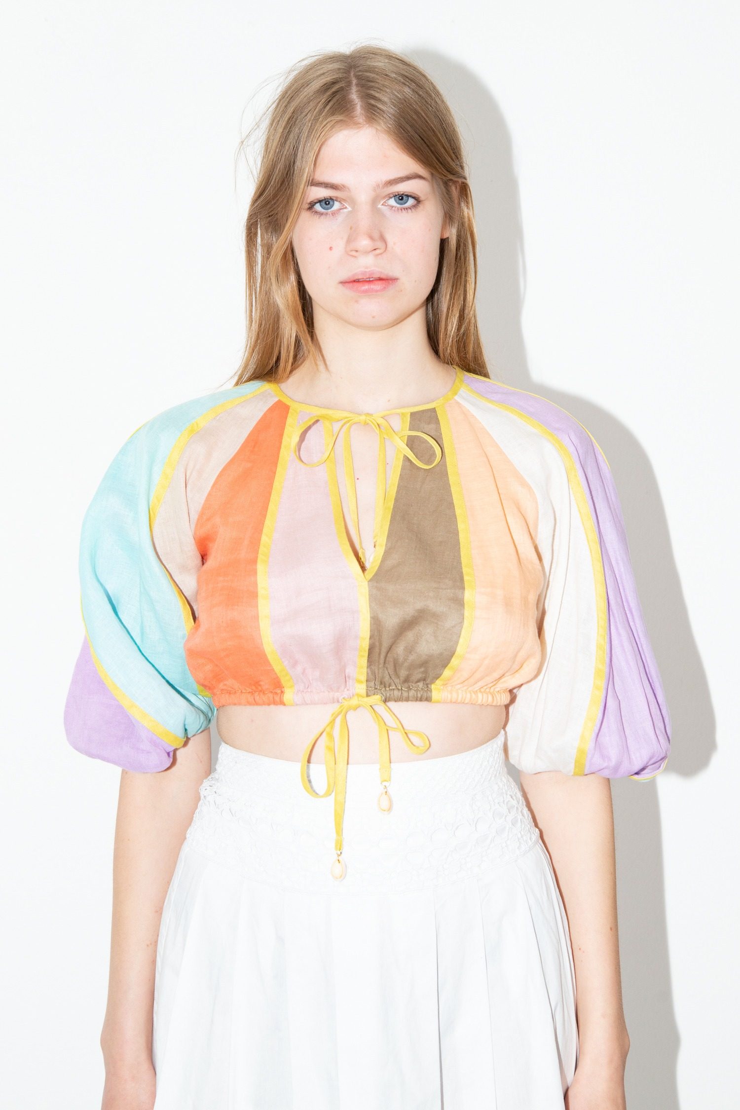 Thumbnail of http://Zimmermann%20Lola%20kurze%20Leinen-Bluse%20in%20Bunt