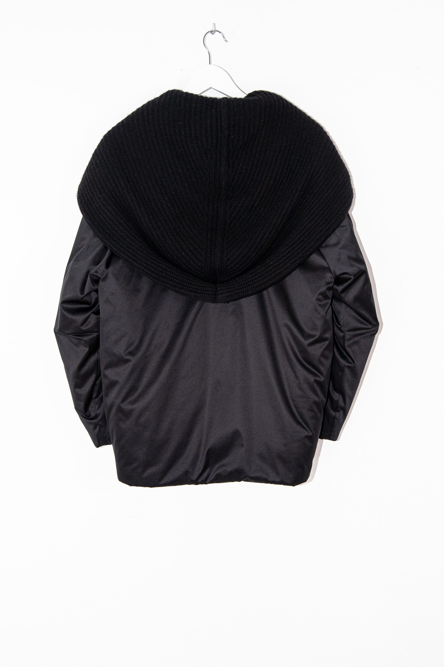Thumbnail of http://Agnona%20Jacke%20mit%20Strickkapuze%20in%20Schwarz