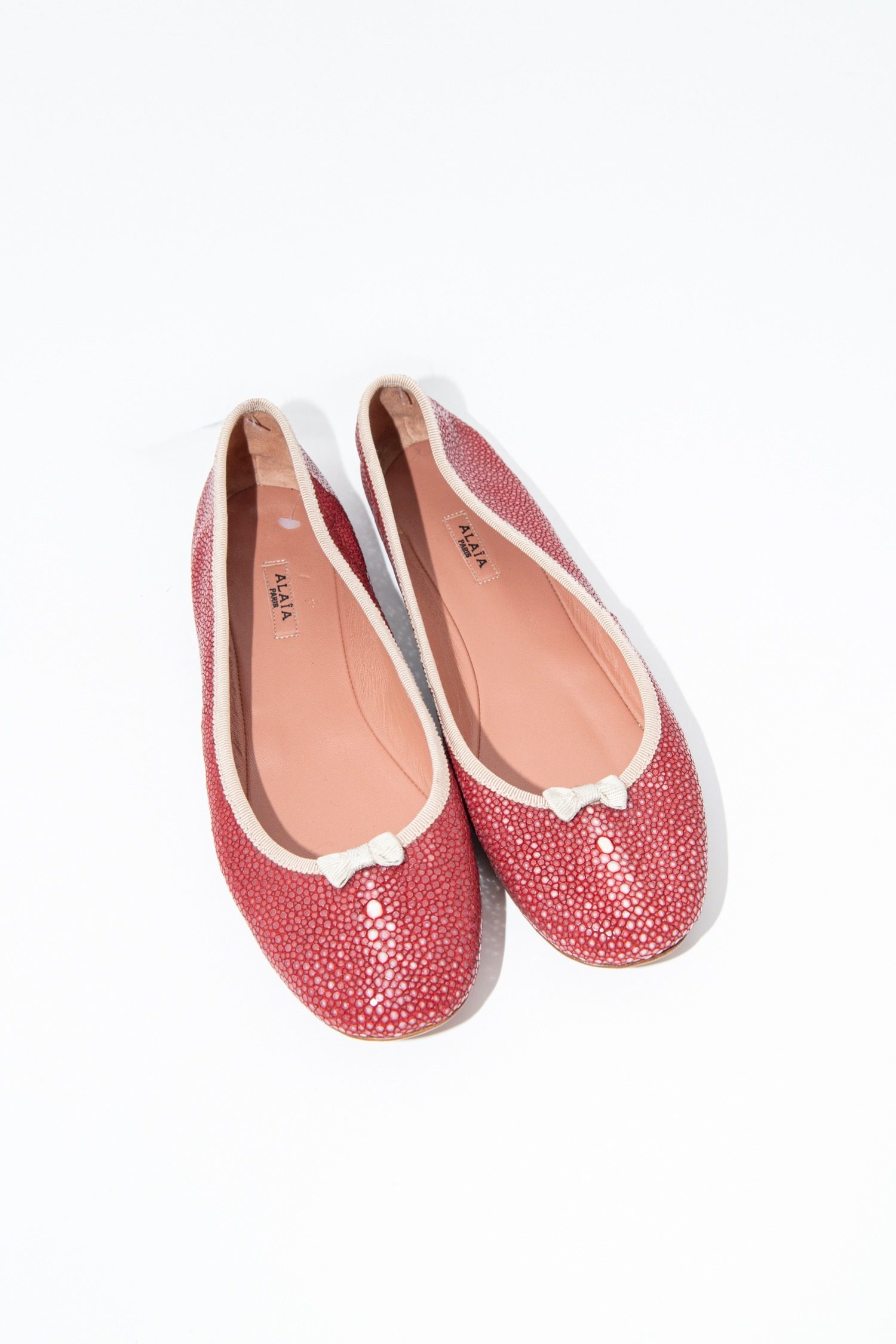 Thumbnail of http://Alaïa%20Ballerinas%20in%20Bordeauxrot