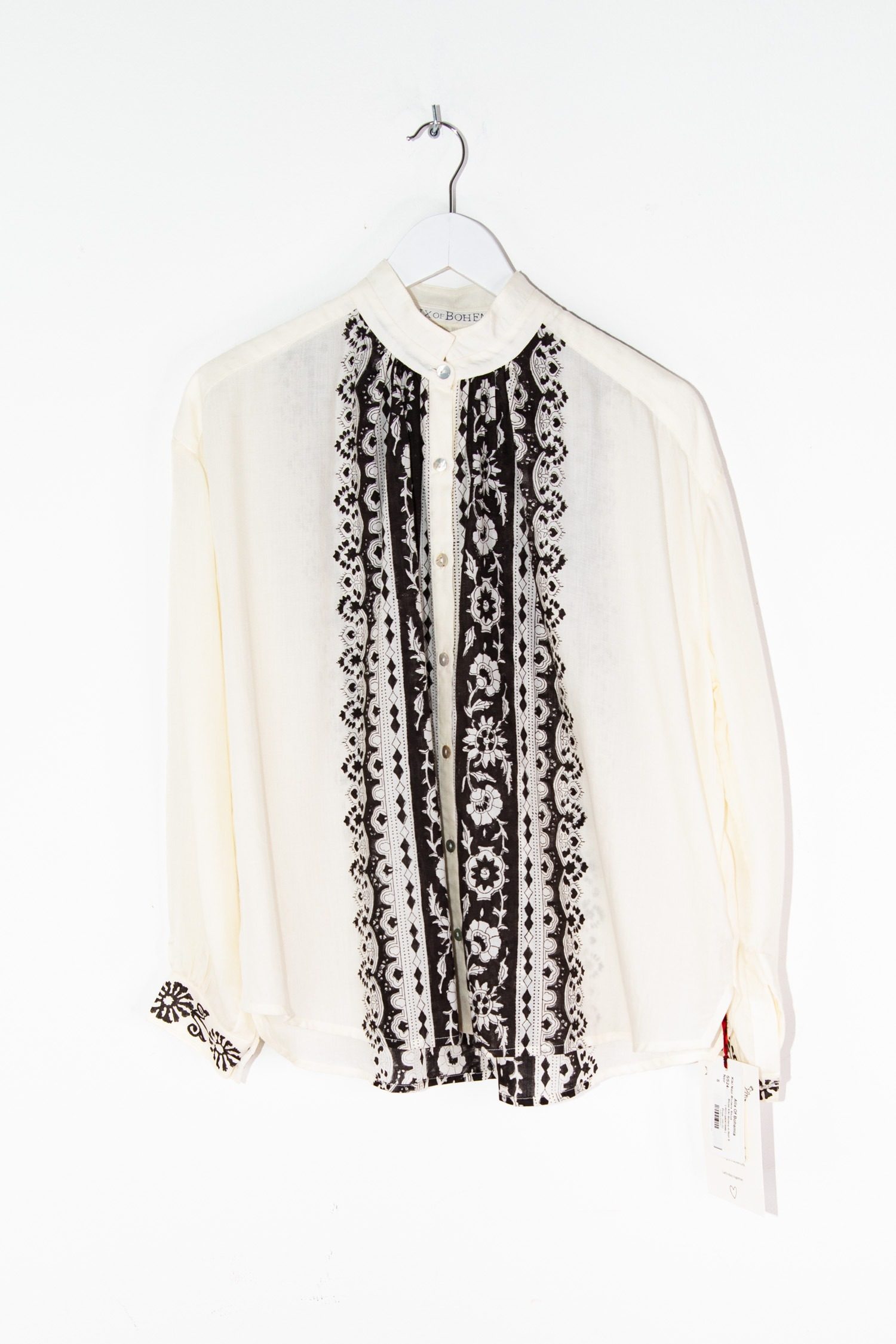 Thumbnail of http://Alix%20of%20Bohemia%20Kiki%20Noir%20Riviera%20Bluse%20in%20Ecru