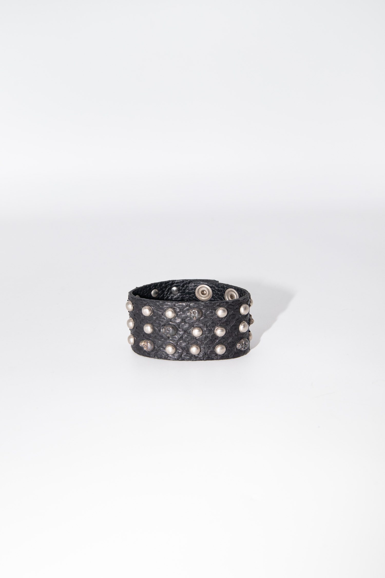 Alexander McQueen Nieten-Armband in Schwarz
