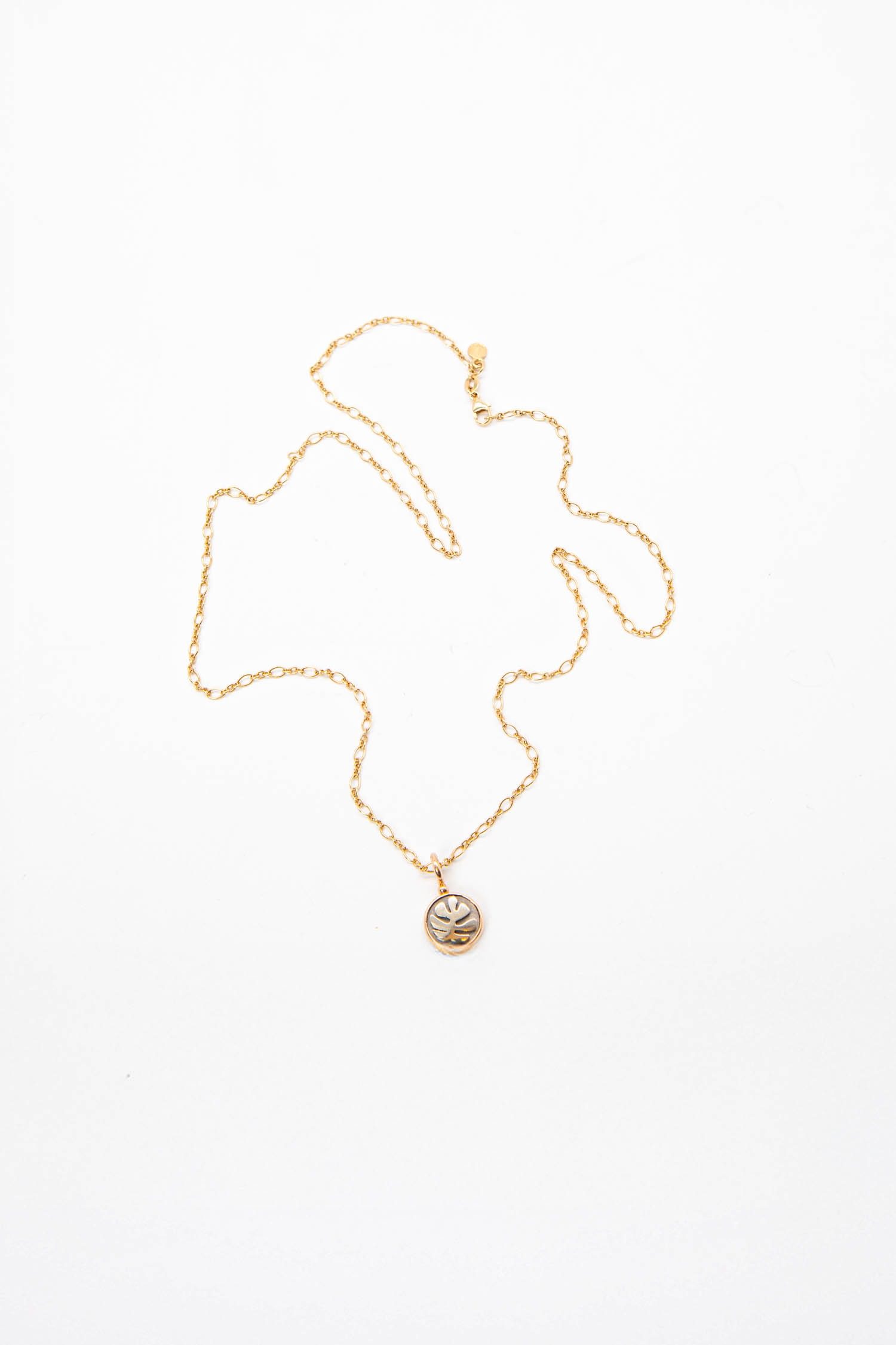 Thumbnail of http://Bron%20Mira%20Anhänger%20mit%20Kette%20in%20Gold