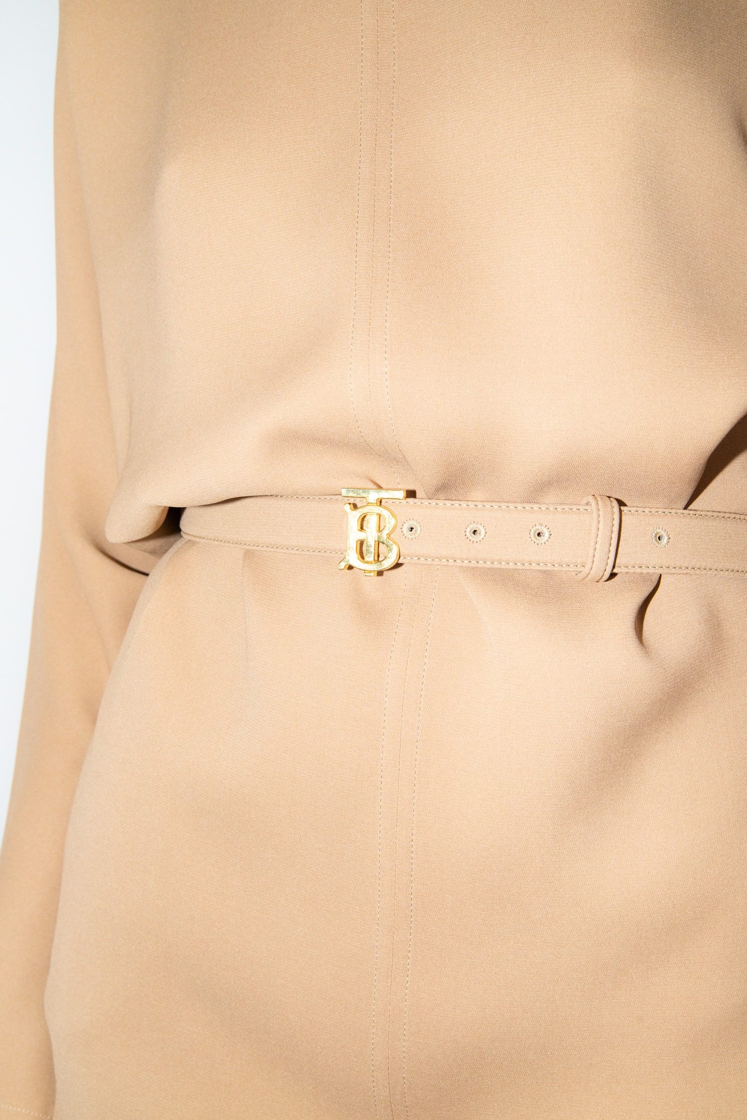 Thumbnail of http://Burberry%20fließendes%20Kleid%20mit%20Gürtel%20in%20Camel-Braun