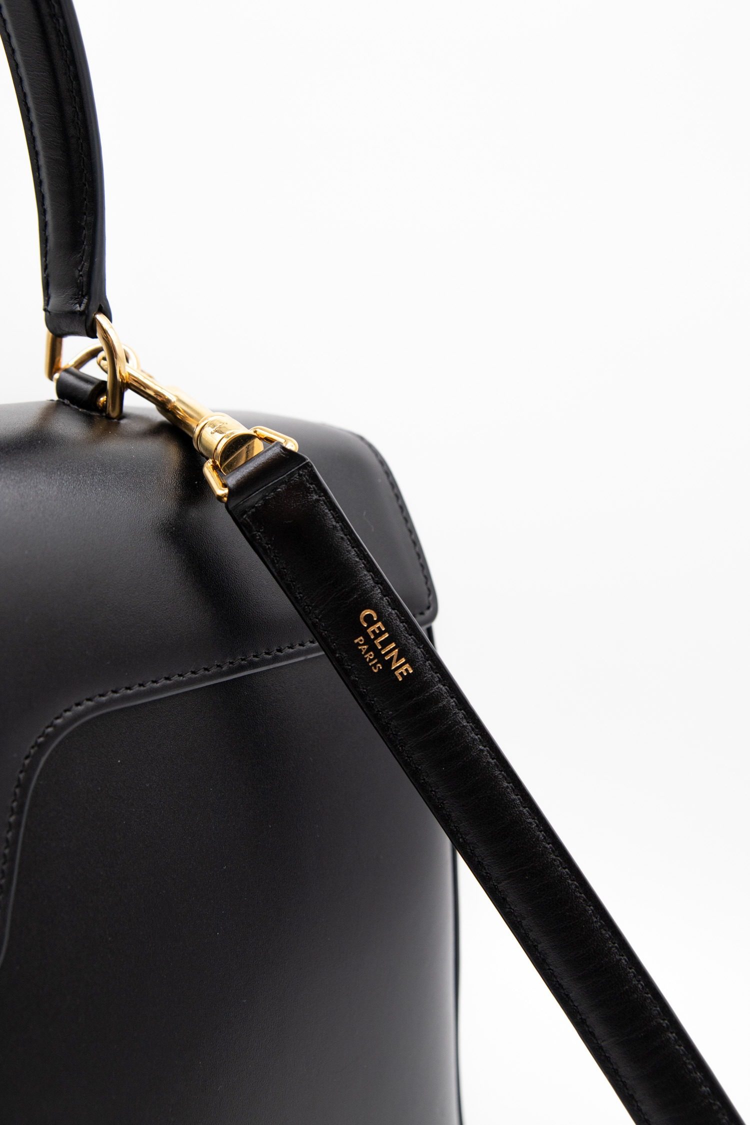 Thumbnail of http://Celine%2016%20Handtasche%20in%20Schwarz