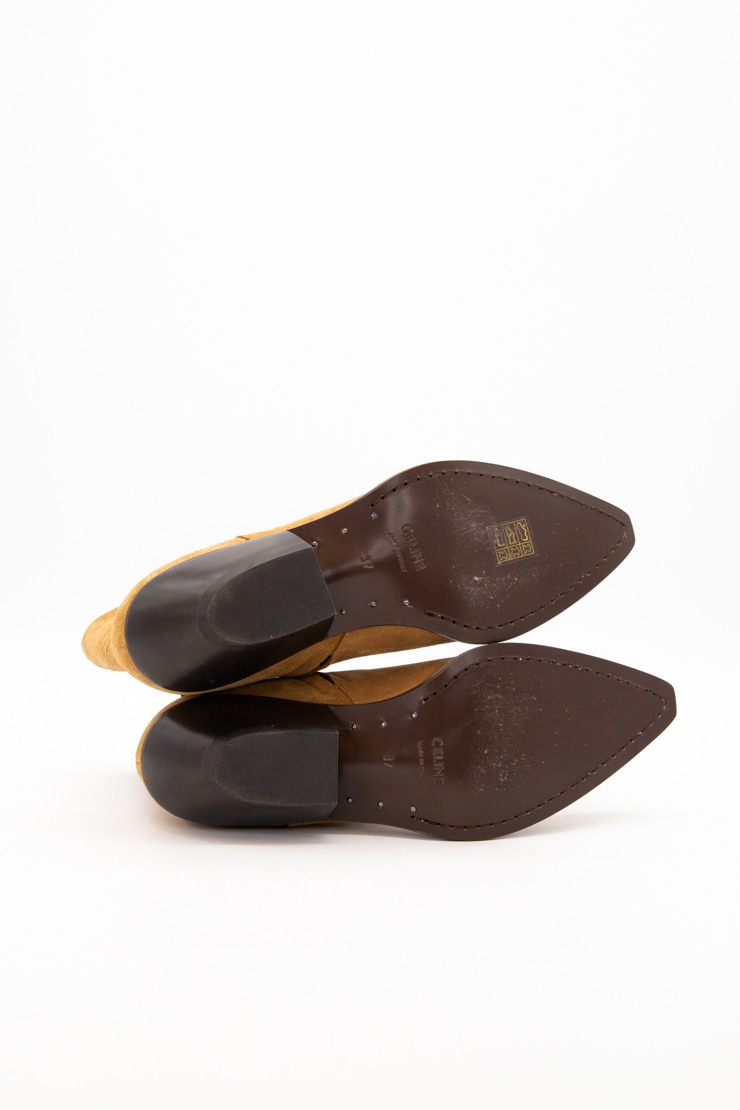 Thumbnail of http://Celine%20Leon%20Stiefelette%20aus%20Veloursleder%20in%20Hellbraun