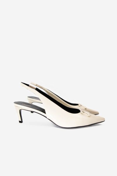 Celine "Triomphe Slingback 50" Pumps in Weiß