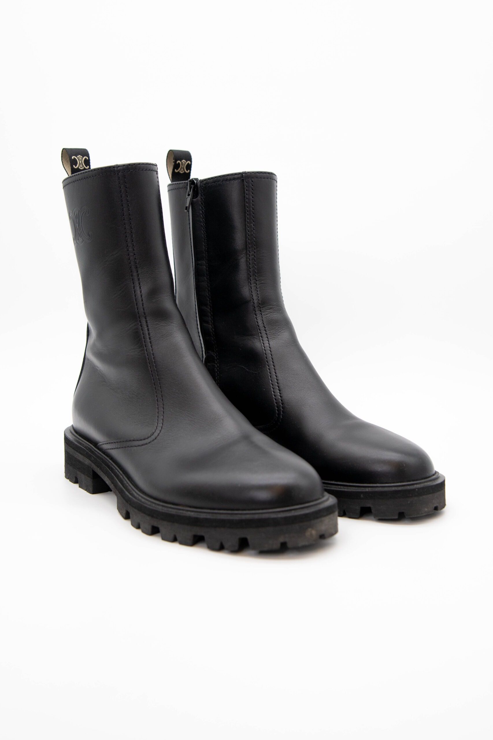 Thumbnail of http://Celine%20Boots%20in%20Schwarz