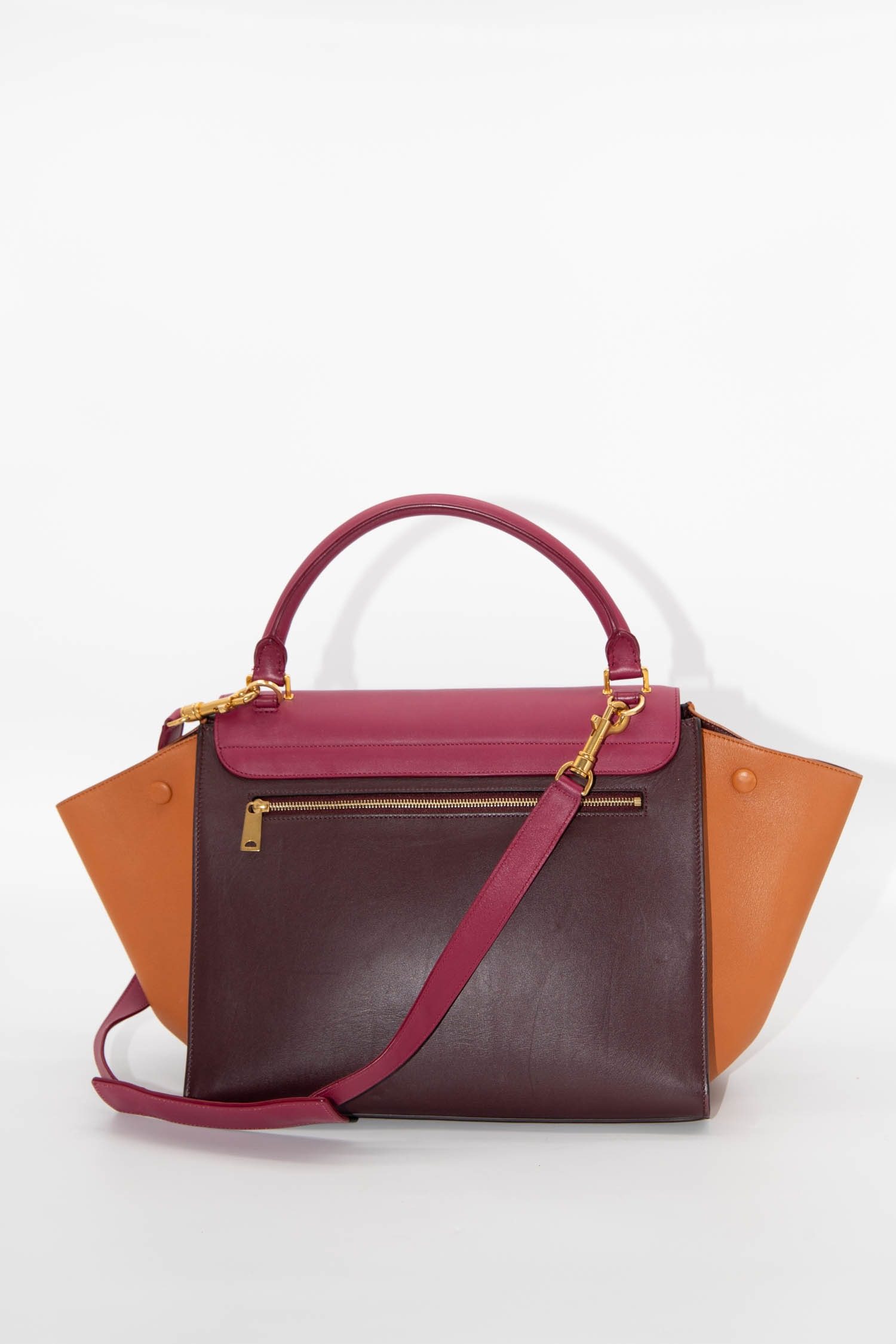 Thumbnail of http://Céline%20Trapeze%20Medium%20Handtasche%20in%20Aubergine%20und%20Braun