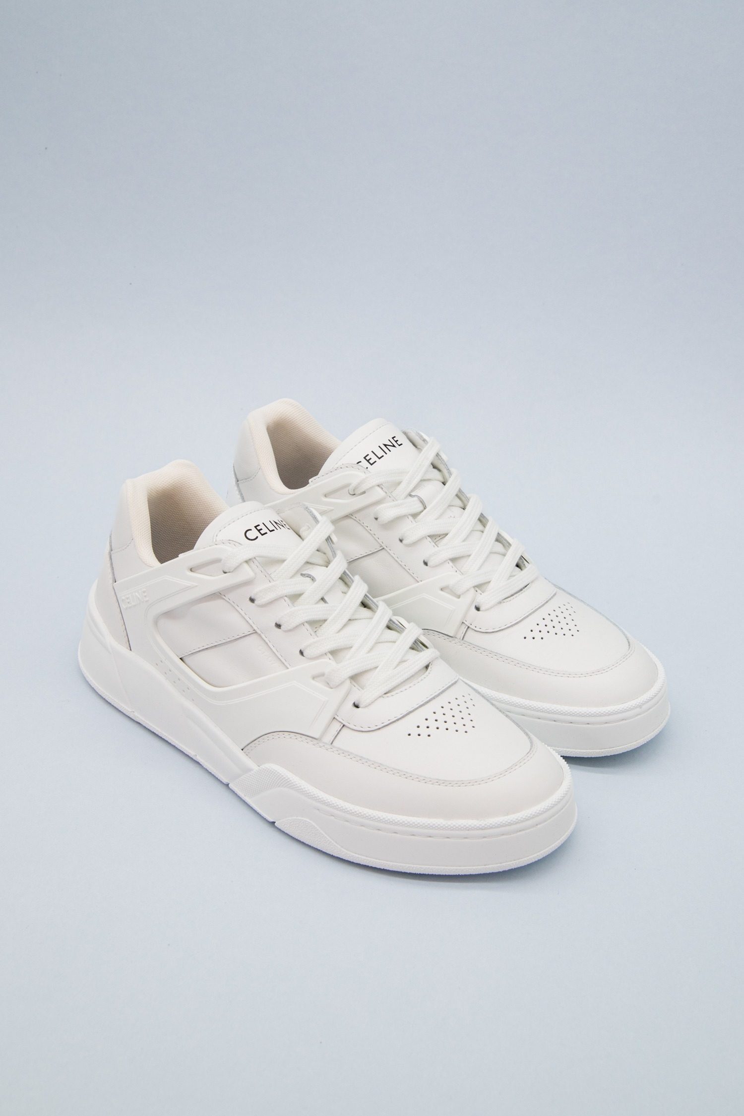 Thumbnail of http://Celine%20CT-07%20Sneaker%20in%20Weiß