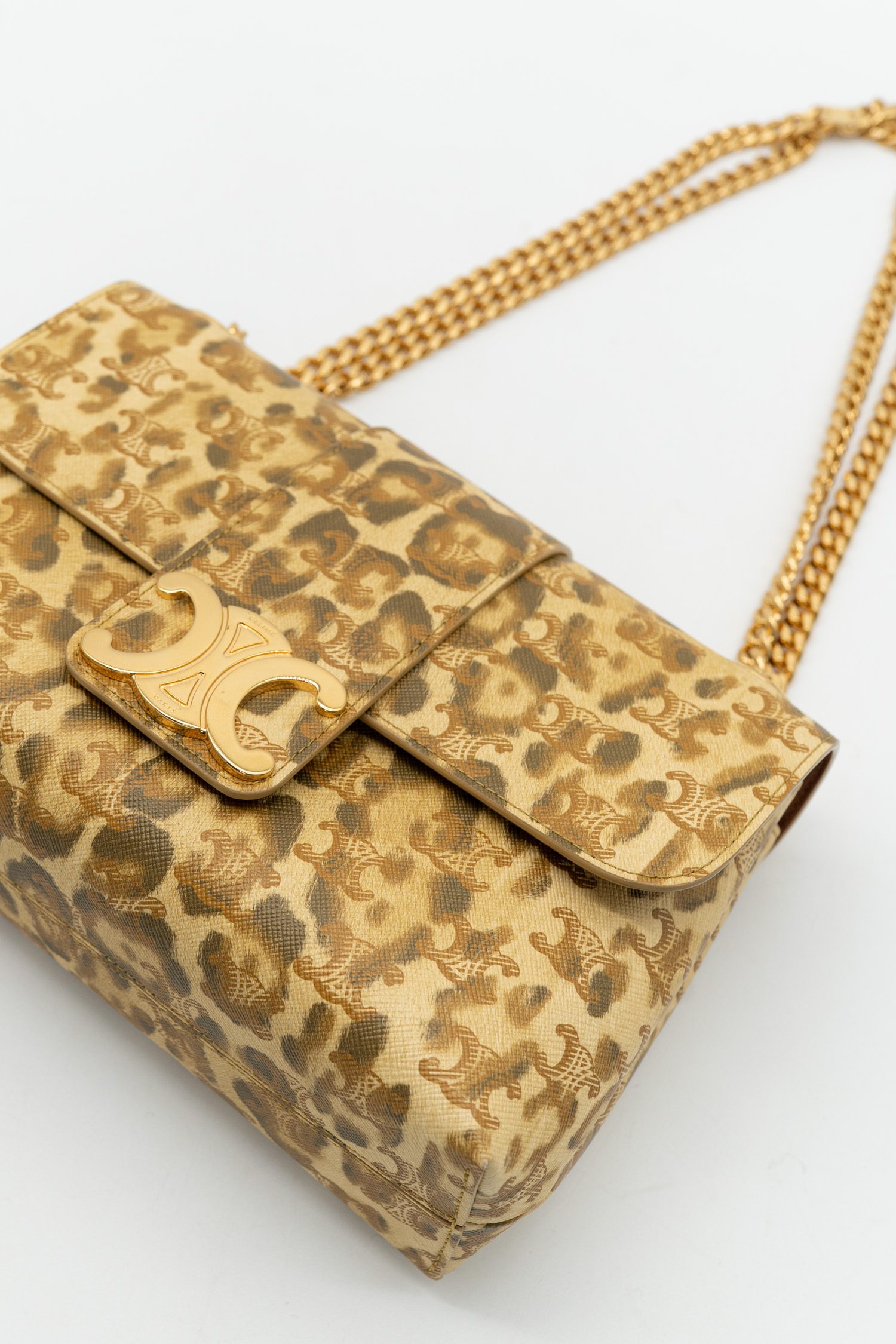 Celine "Victoire" Schultertasche mit Leoprint in Beige und Gold
