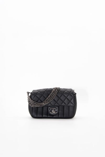 Chanel "Timeless" Schultertasche in Schwarz