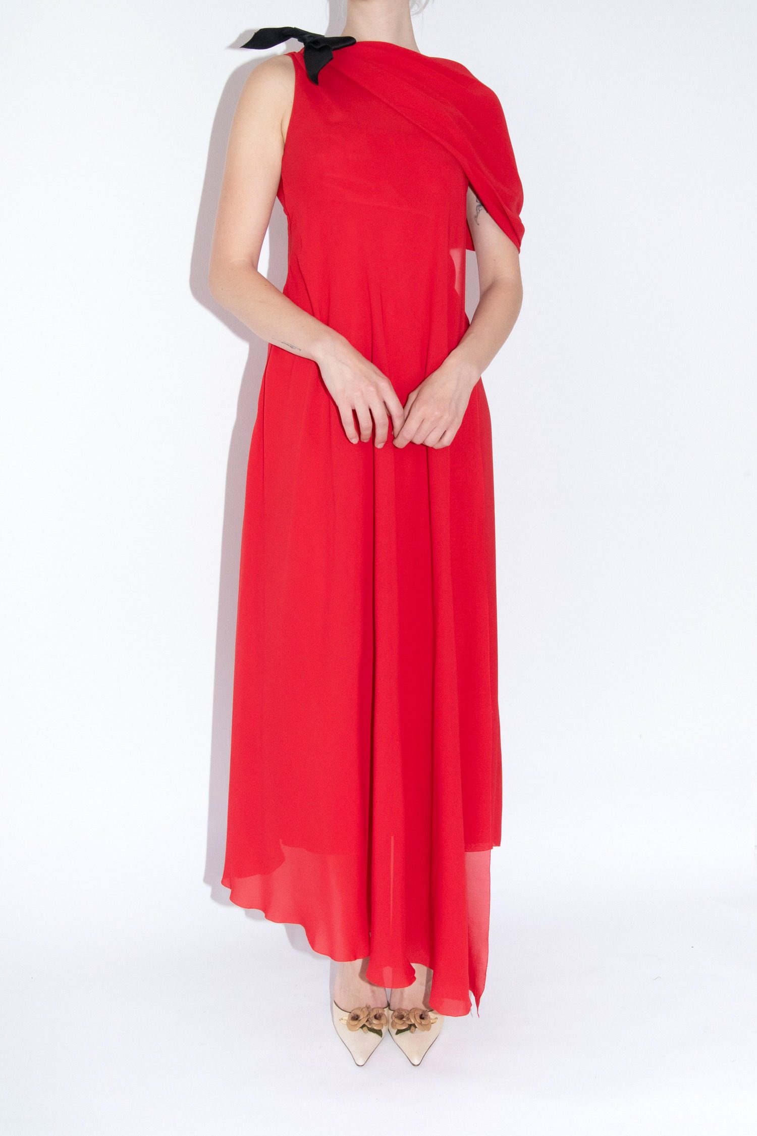 Thumbnail of http://Chanel%20One-Shoulder%20Maxikleid%20in%20Rot