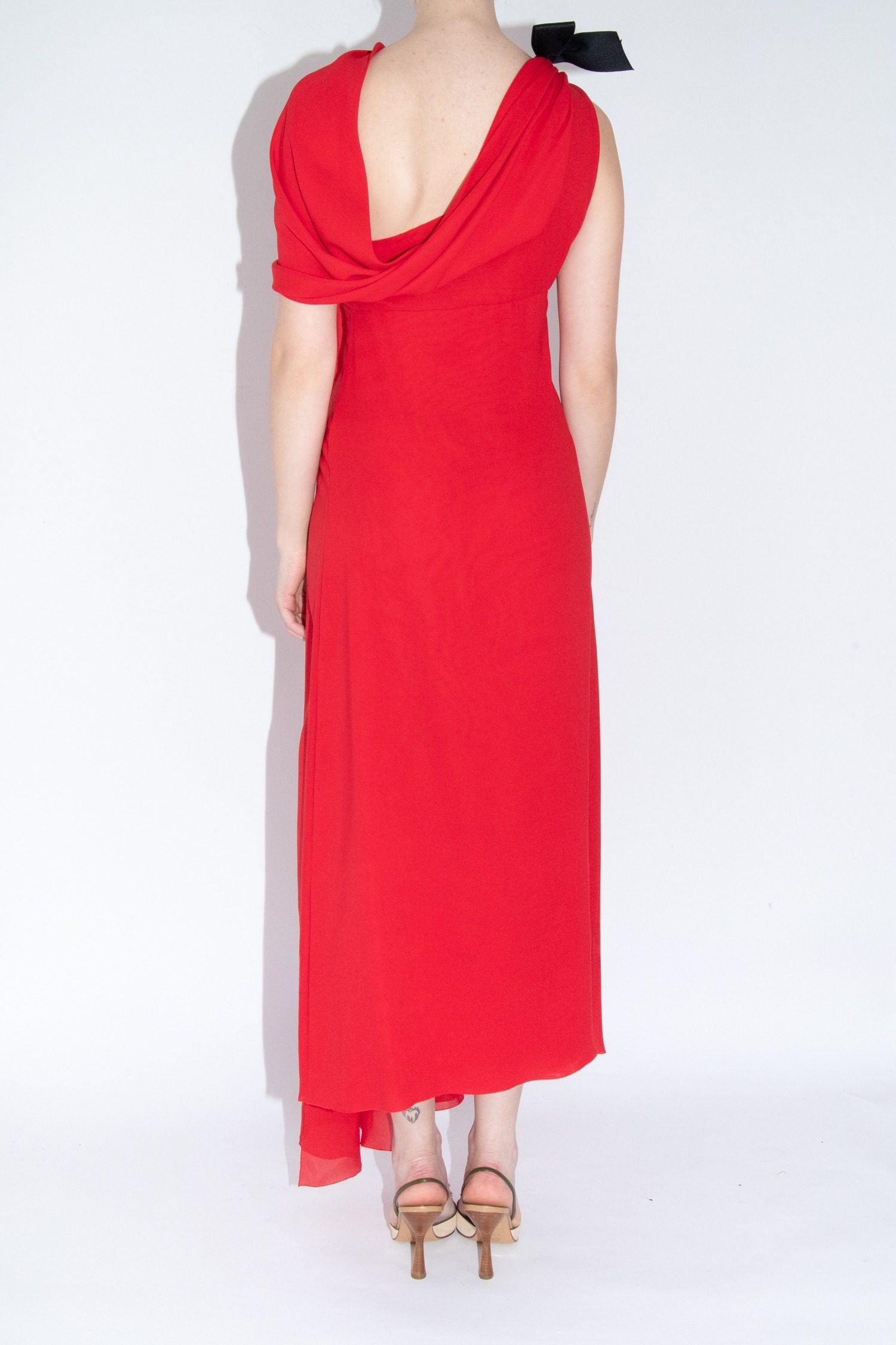 Thumbnail of http://Chanel%20One-Shoulder%20Maxikleid%20in%20Rot