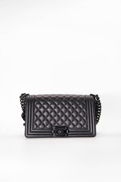 Chanel "Boy" Umhängetasche in Schwarz