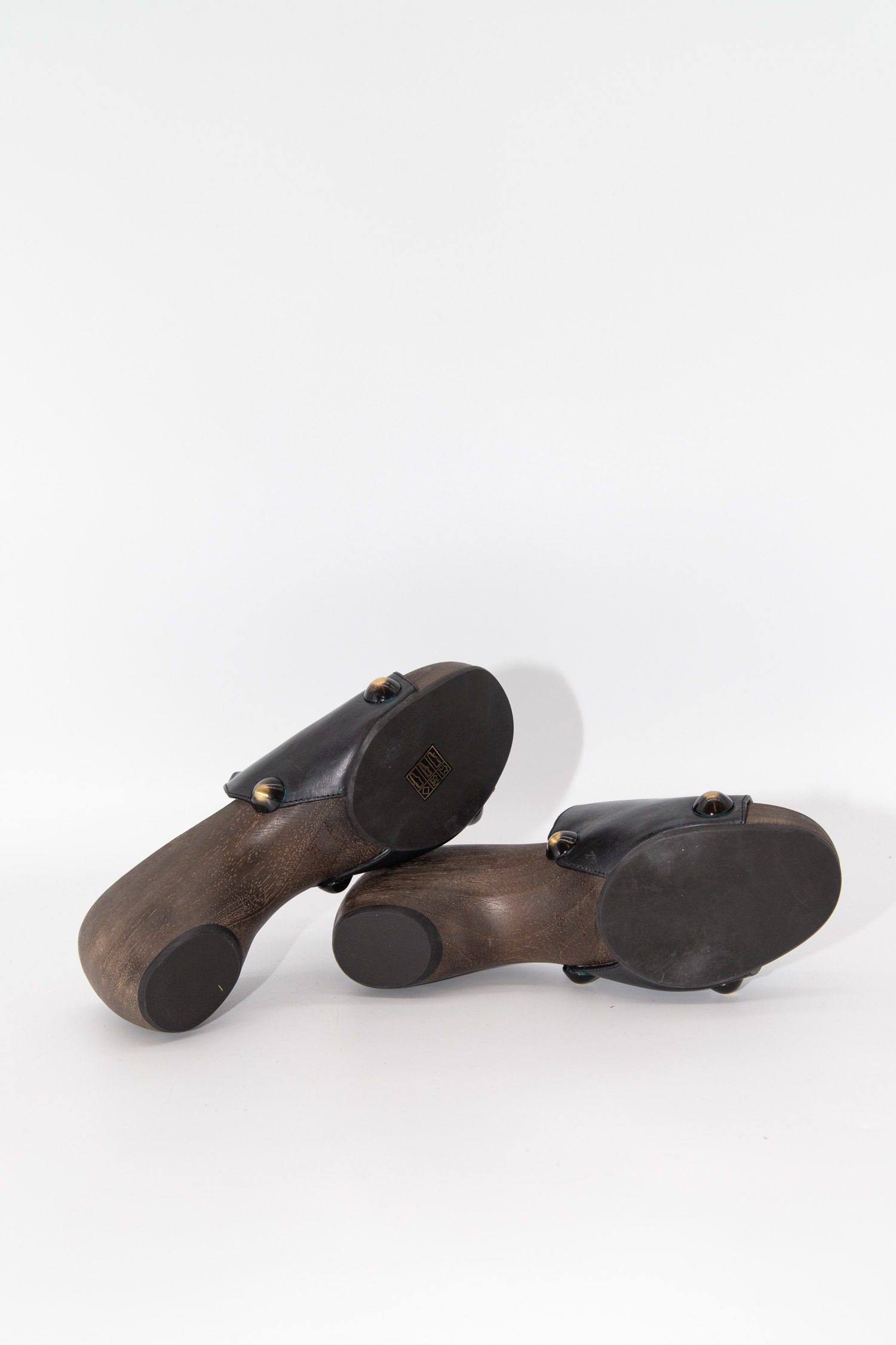 Thumbnail of http://Chloé%20Clogs%20in%20Anthrazit