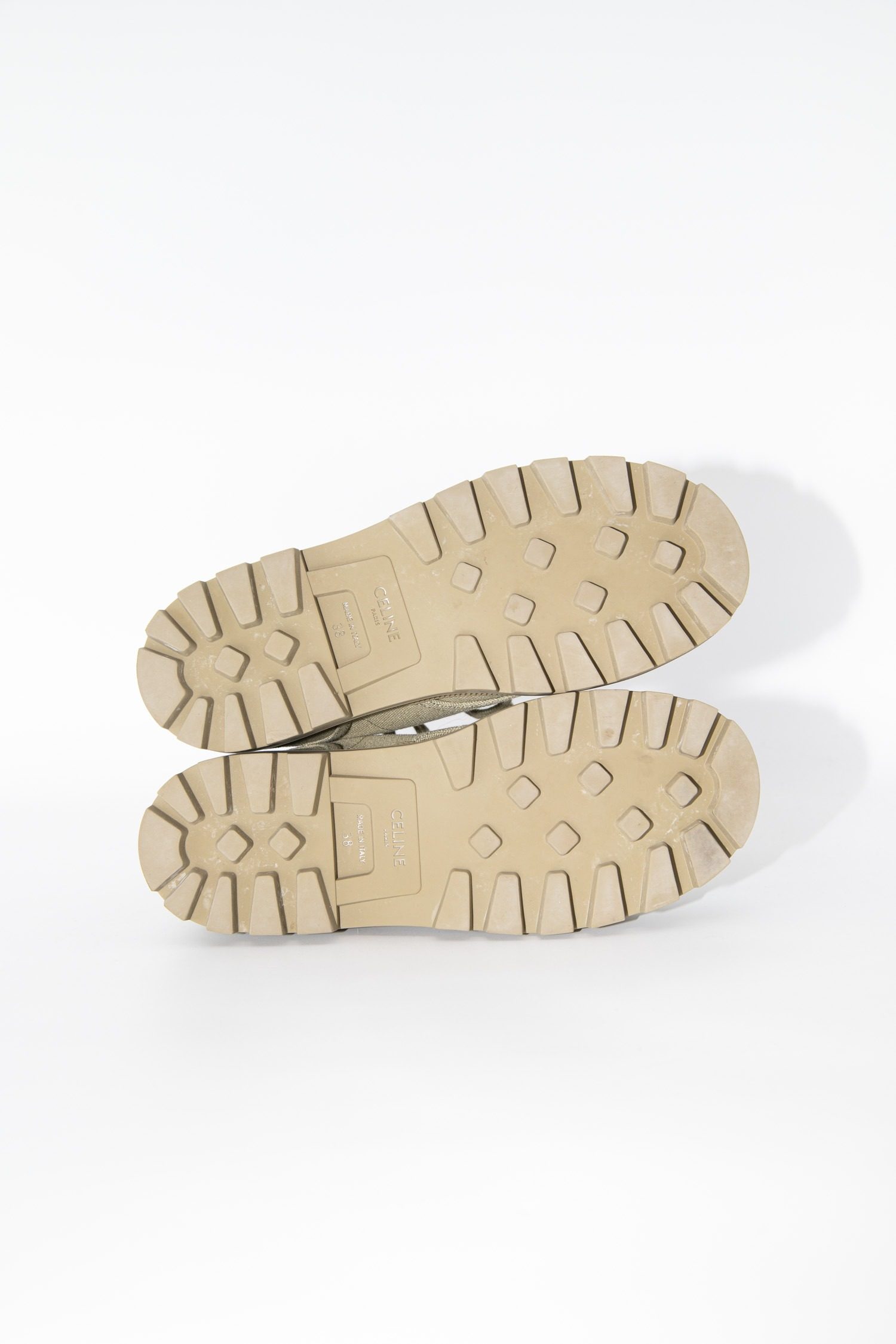 Thumbnail of http://Celine%20Patapans%20Stiefeletten%20aus%20Canvas%20in%20Oliv