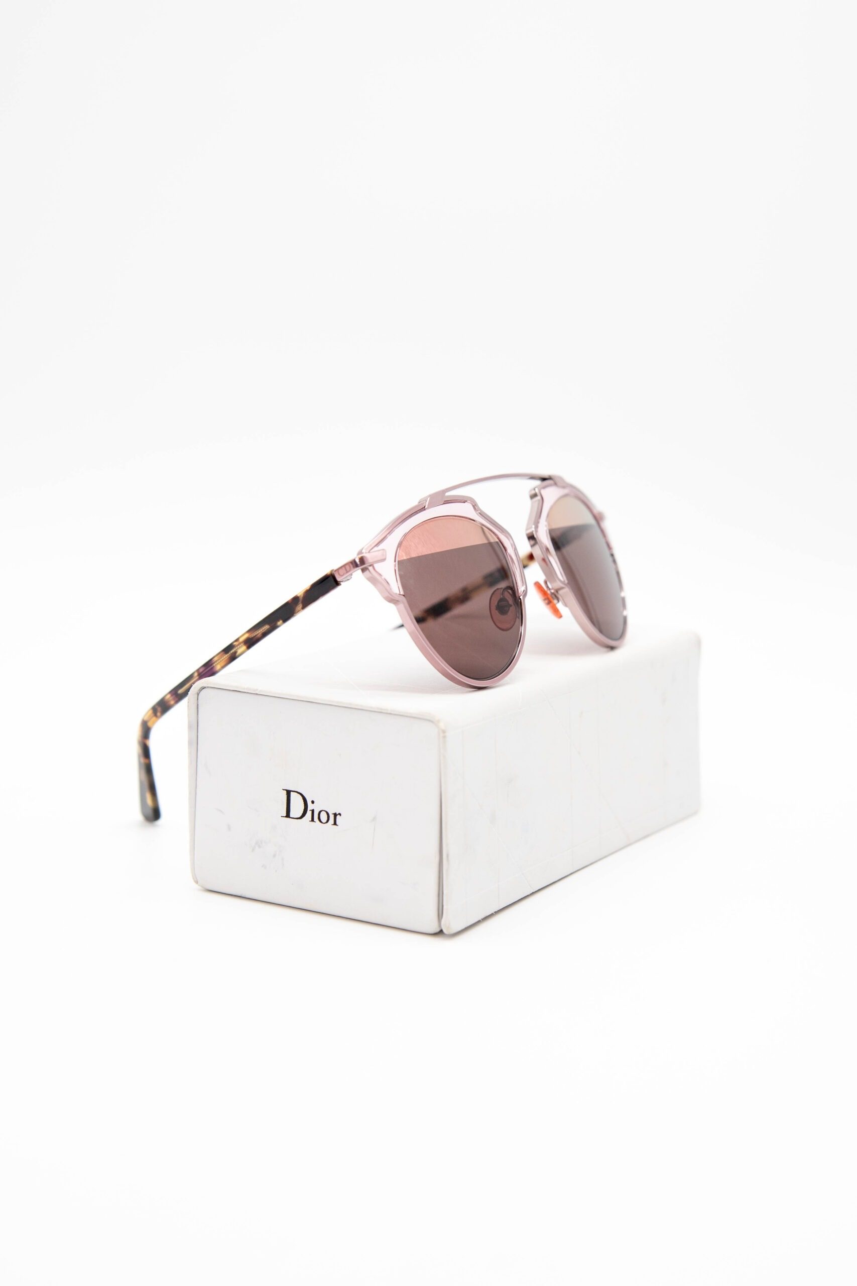 Thumbnail of http://Dior%20Dior%20So%20Real%20KM98R%20Sonnenbrille%20in%20Rosé
