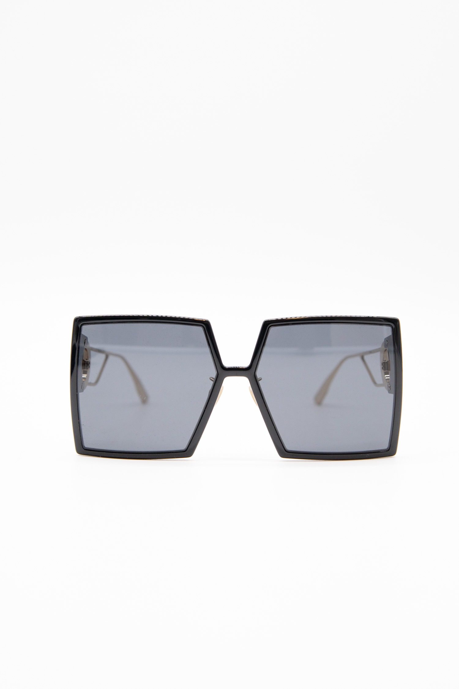 Thumbnail of http://Dior%2030Montaigne%20Sonnenbrille%20in%20Schwarz%20und%20Gold