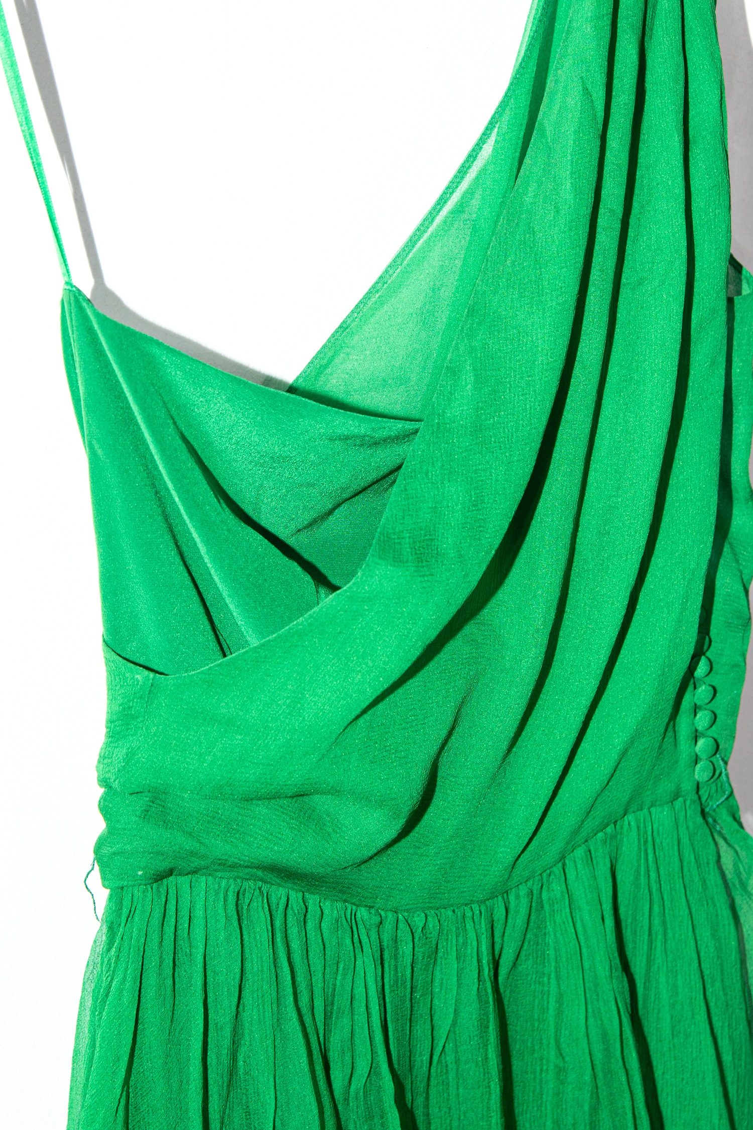 Thumbnail of http://Christian%20Dior%20Minikleid%20aus%20Seidenchiffon%20in%20Grün