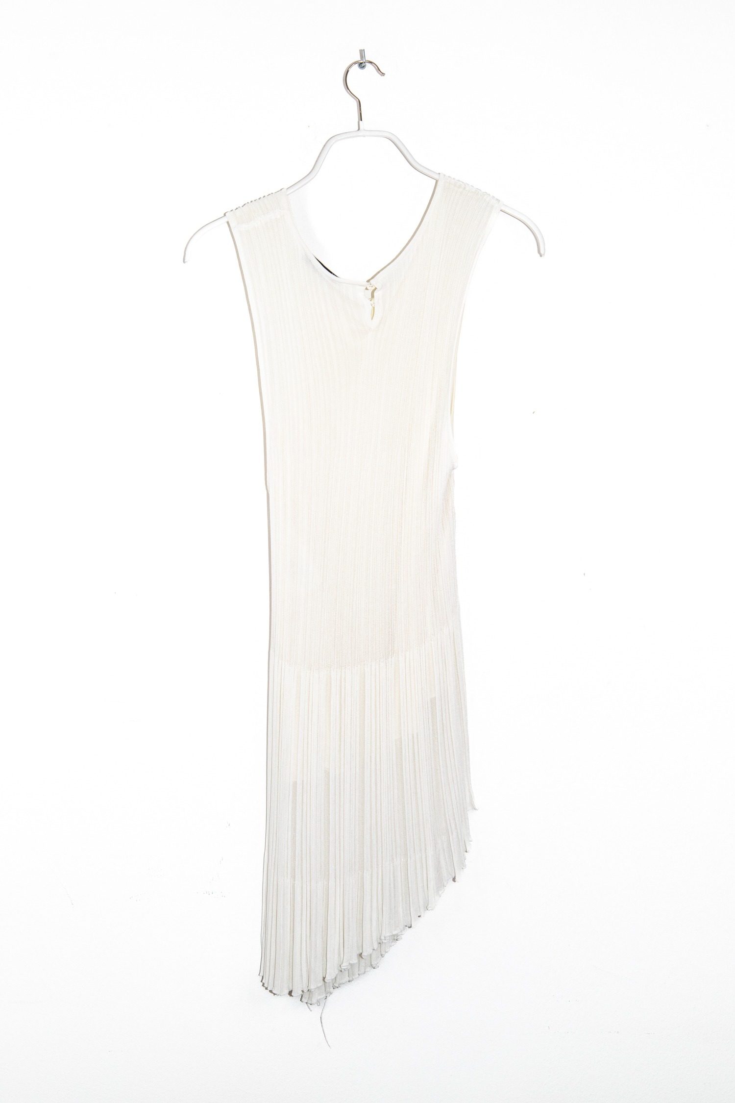 Thumbnail of http://Christian%20Dior%20Minikleid%20in%20Weiß