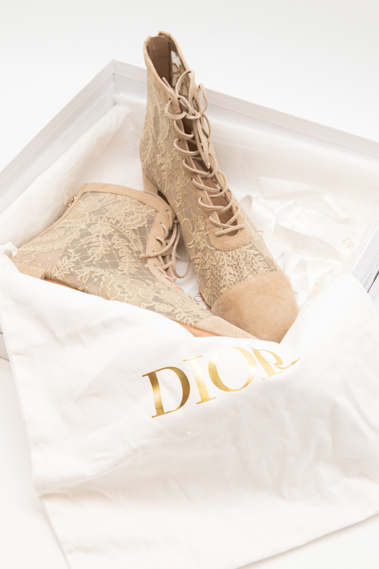 Thumbnail of http://Christian%20Dior%20Naughtily-D%20Stiefelette%20mit%20Absatz