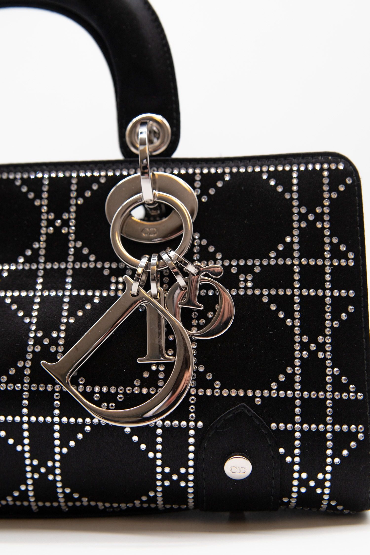 Thumbnail of http://Dior%20Lady%20D%20Joy%20Handtasche%20Satin%20und%20Strass