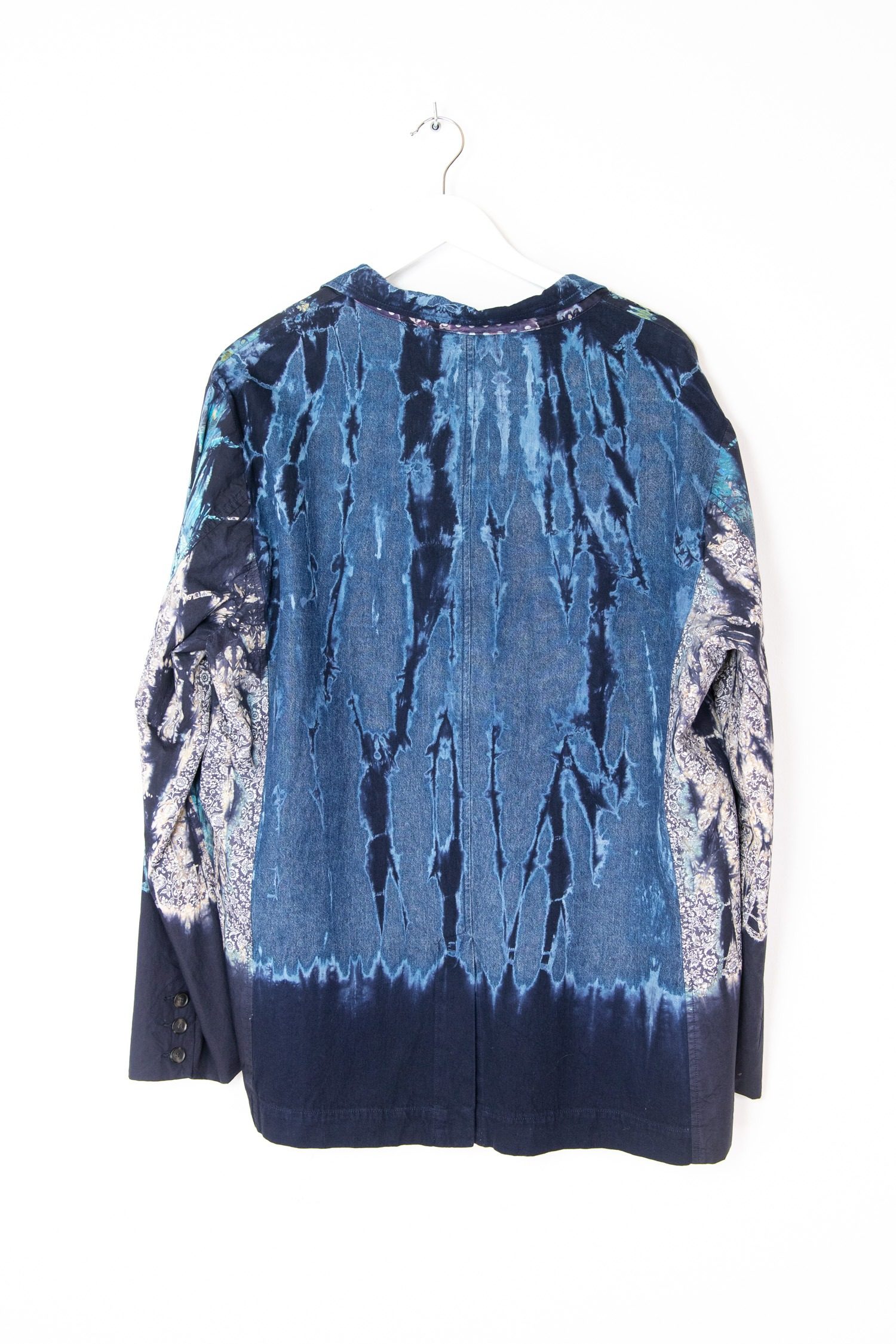 Thumbnail of http://Raquel%20Allegra%20Blazer%20mit%20Naturmotiven%20in%20Blau