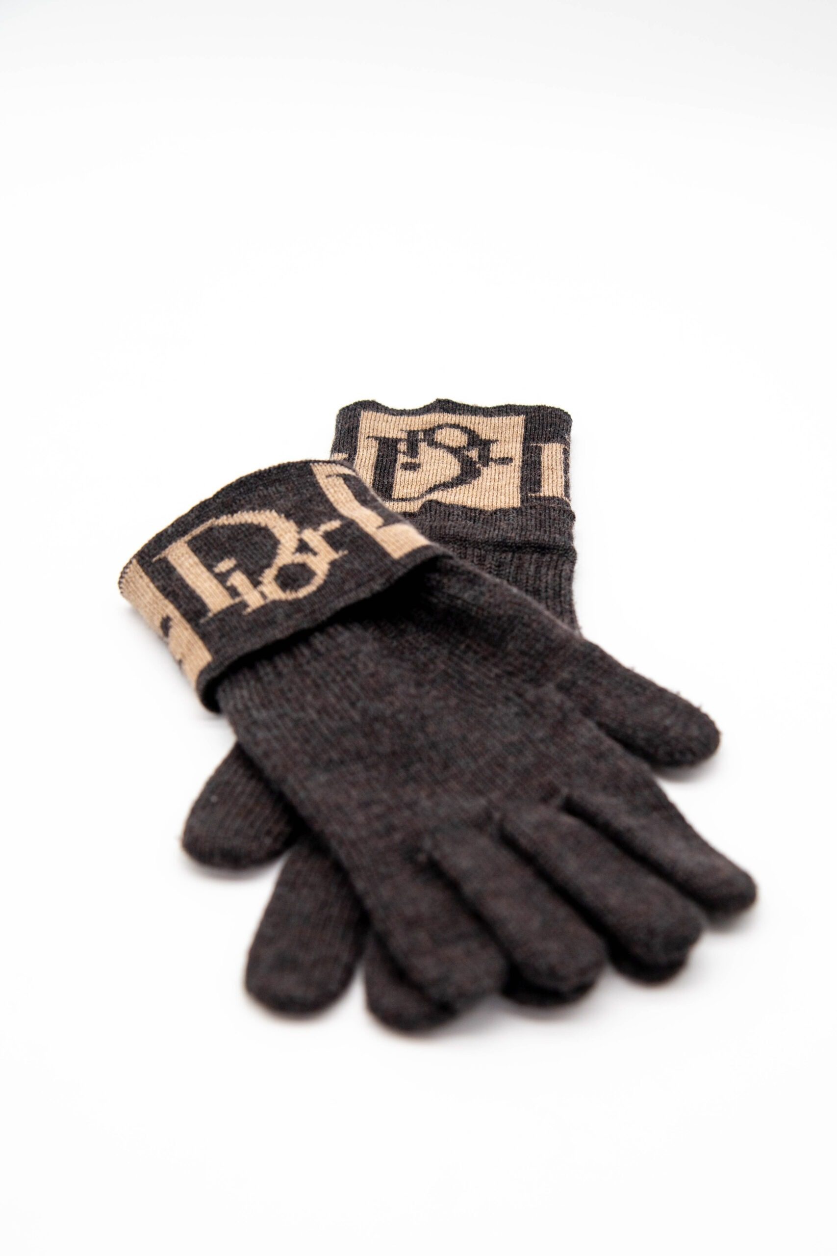 Thumbnail of http://Dior%20Wollhandschuhe%20in%20Dunkelbraun%20und%20Beige