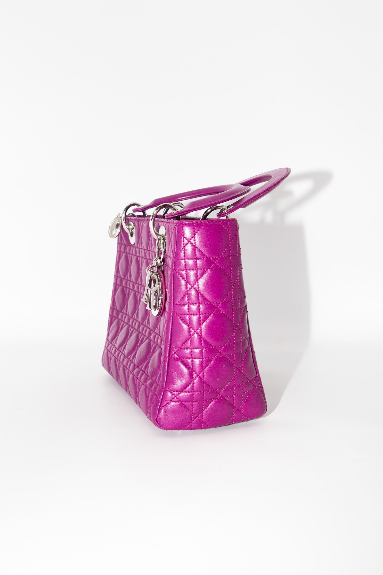 Thumbnail of http://Dior%20Lady%20Dior%20Handtasche%20in%20Lila