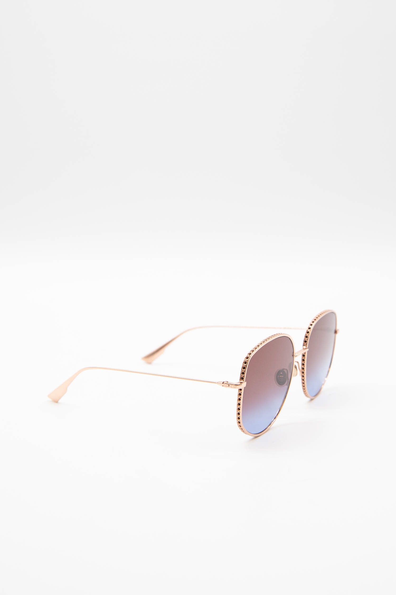 Thumbnail of http://Dior%20Sonnenbrille%20mit%20schmalem%20Rahmen%20in%20Rosegold