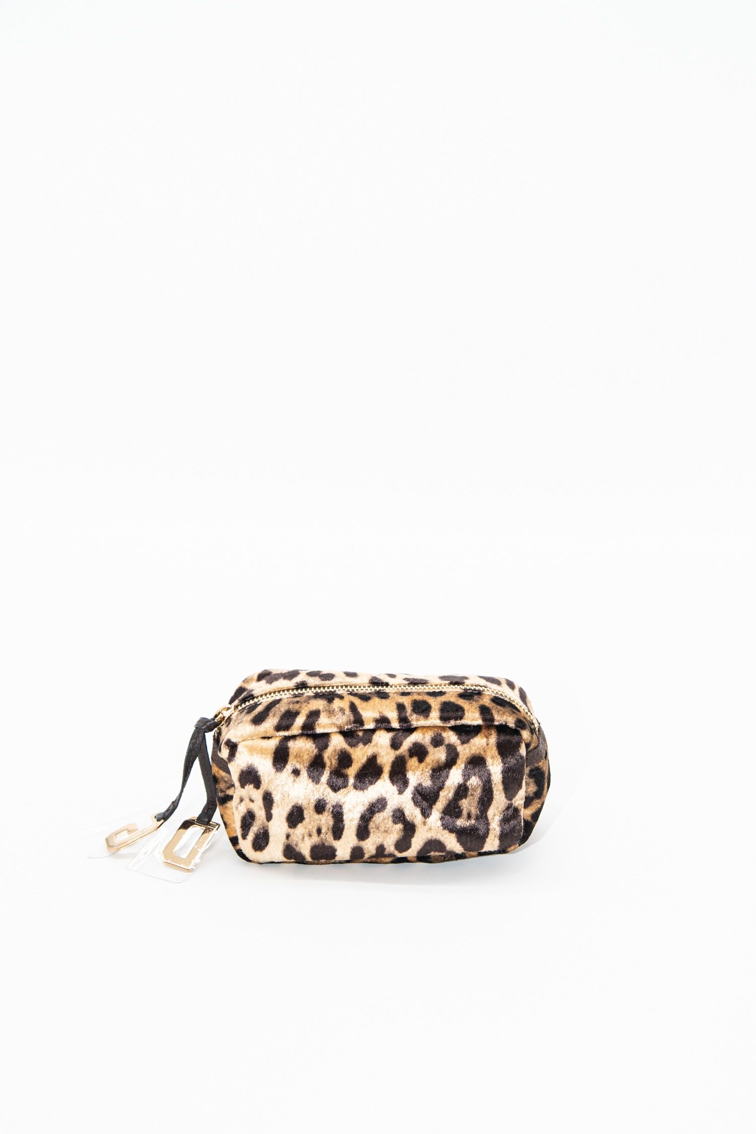 Thumbnail of http://Dolce%20&%20Gabbana%20Kosmetiktasche%20Mit%20Leo-Print