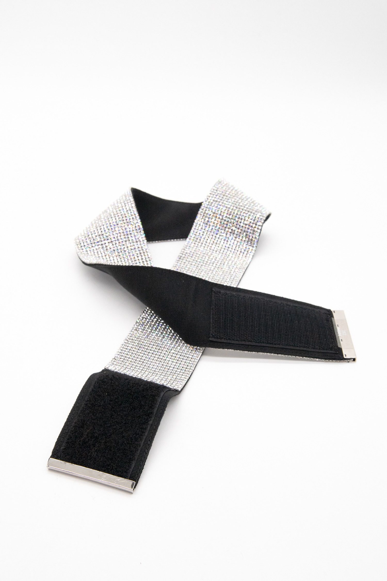 Thumbnail of http://Dolce%20&%20Gabbana%20Taillengürtel%20mit%20Strasssteinen%20in%20Silber